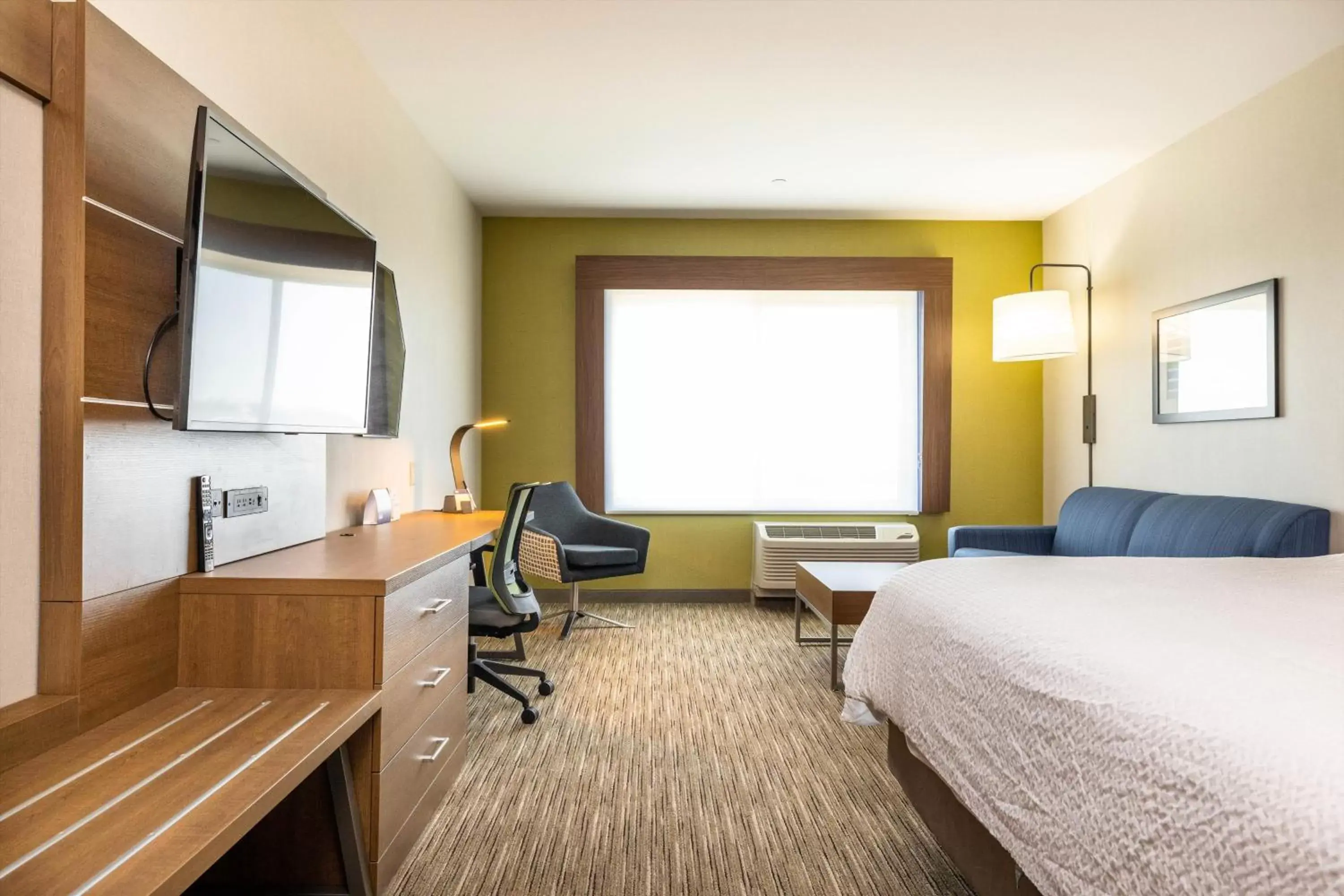 Photo of the whole room in Holiday Inn Express & Suites - San Jose Silicon Valley, an IHG Hotel