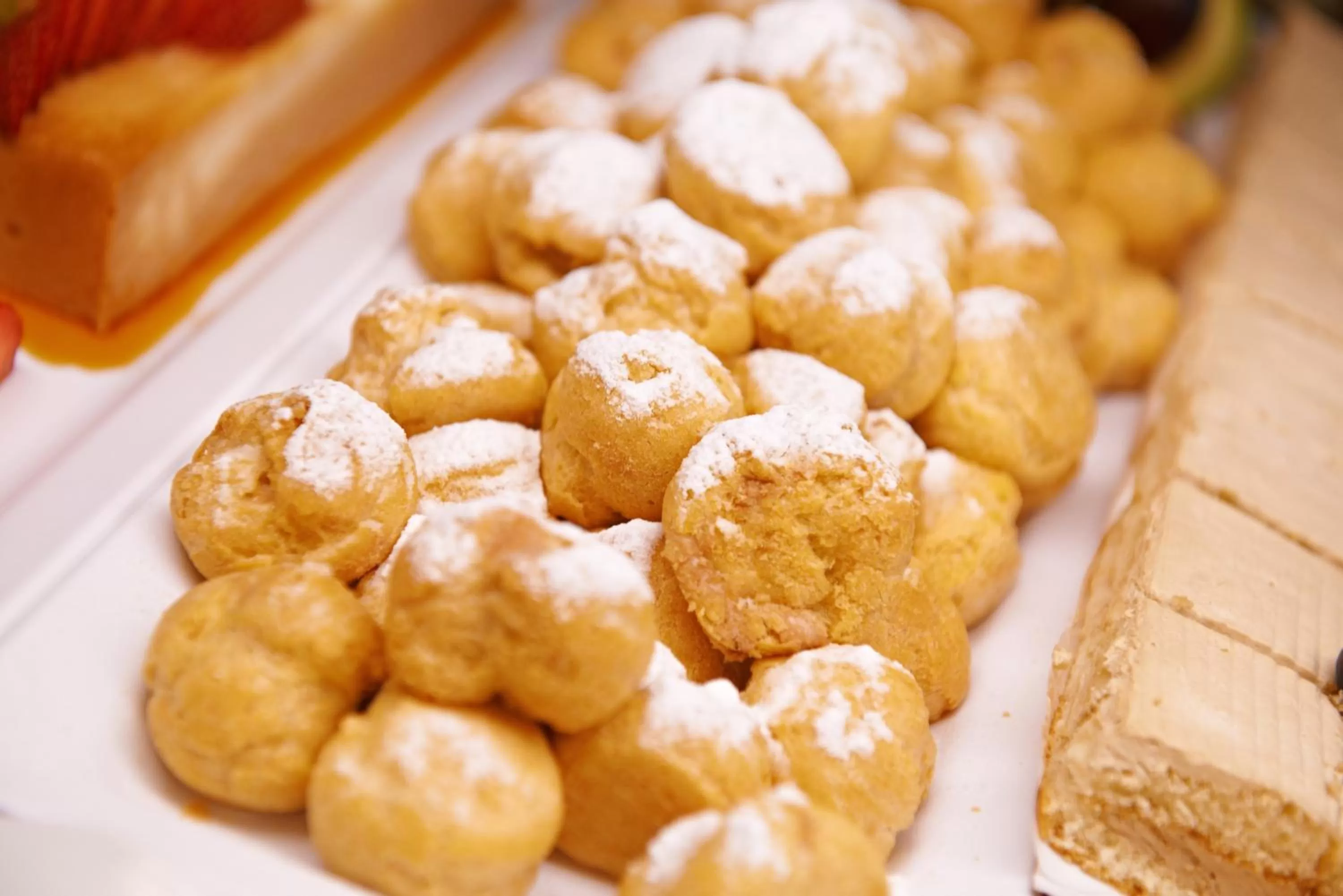 Food and drinks in Bluewater Hotel