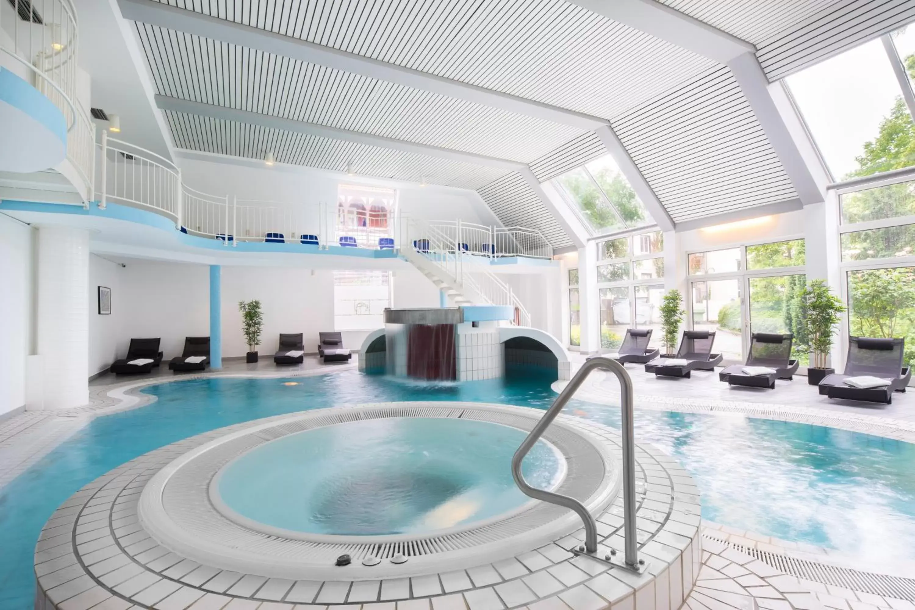 Swimming Pool in Hotel Der Achtermann