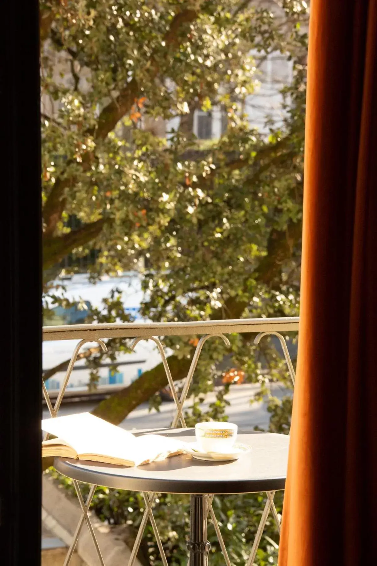 Balcony/Terrace in Hôtel De Charme Le Chêne Vert