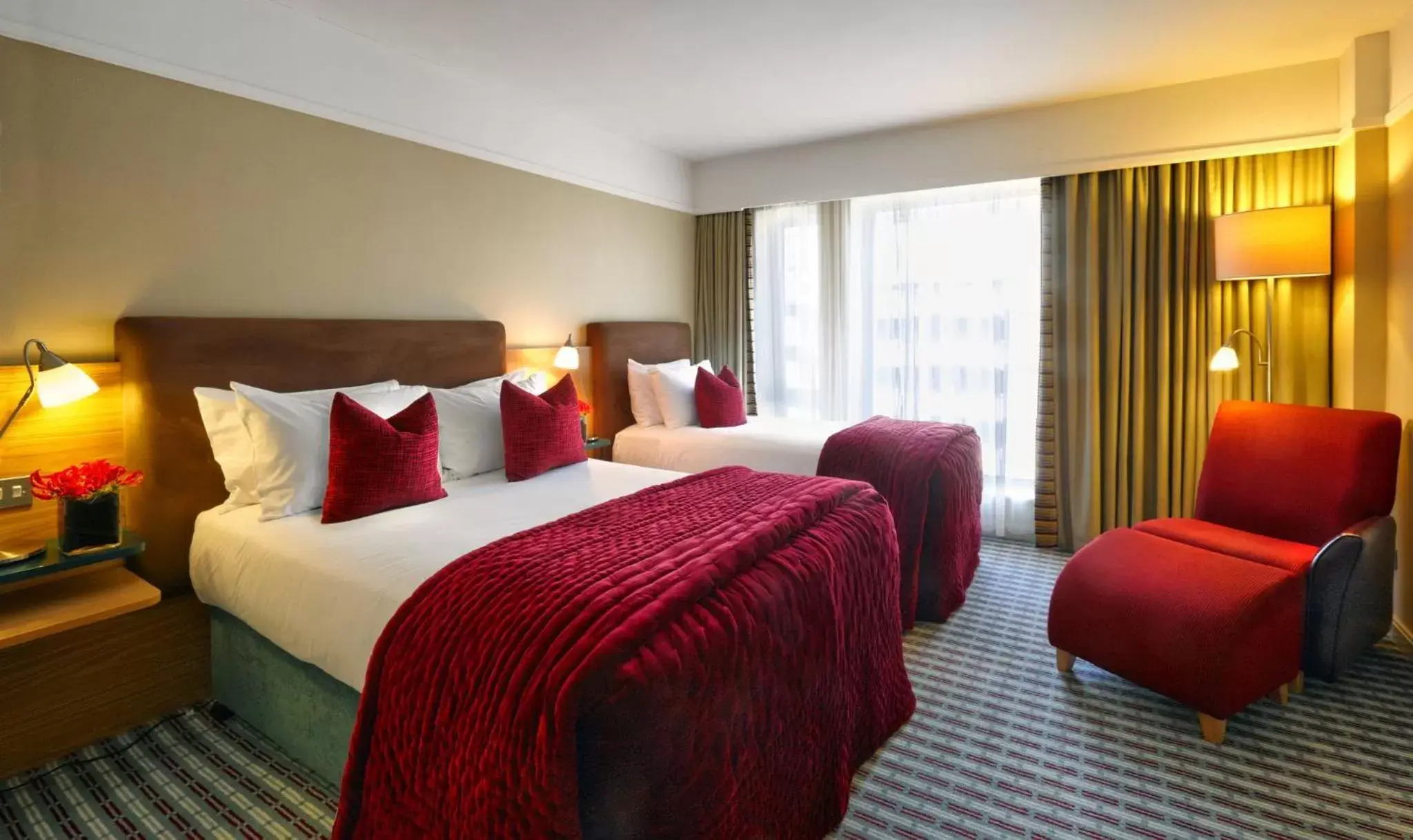 Photo of the whole room, Bed in The Croke Park Hotel