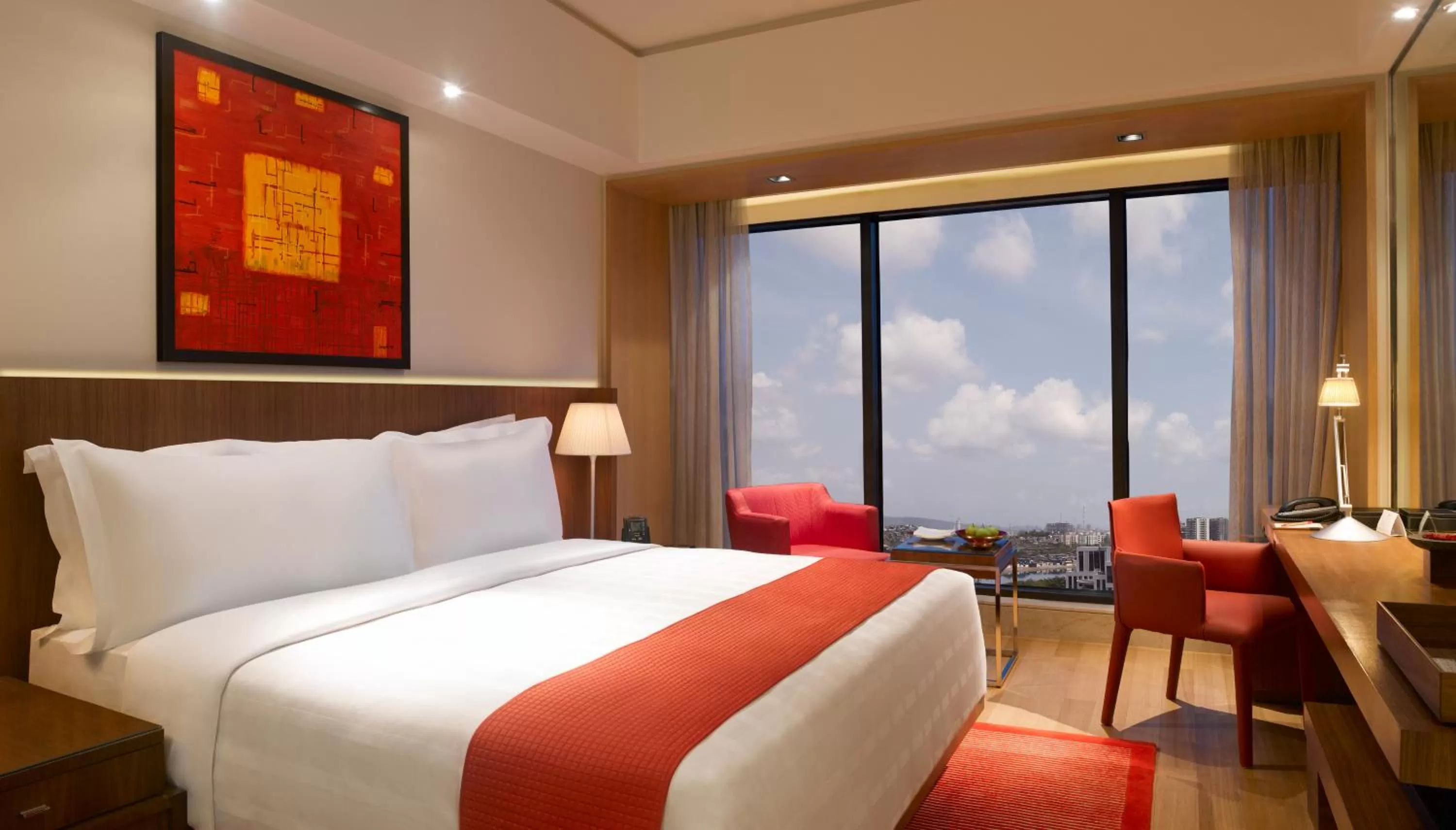 Bedroom, Bed in Trident Bandra Kurla