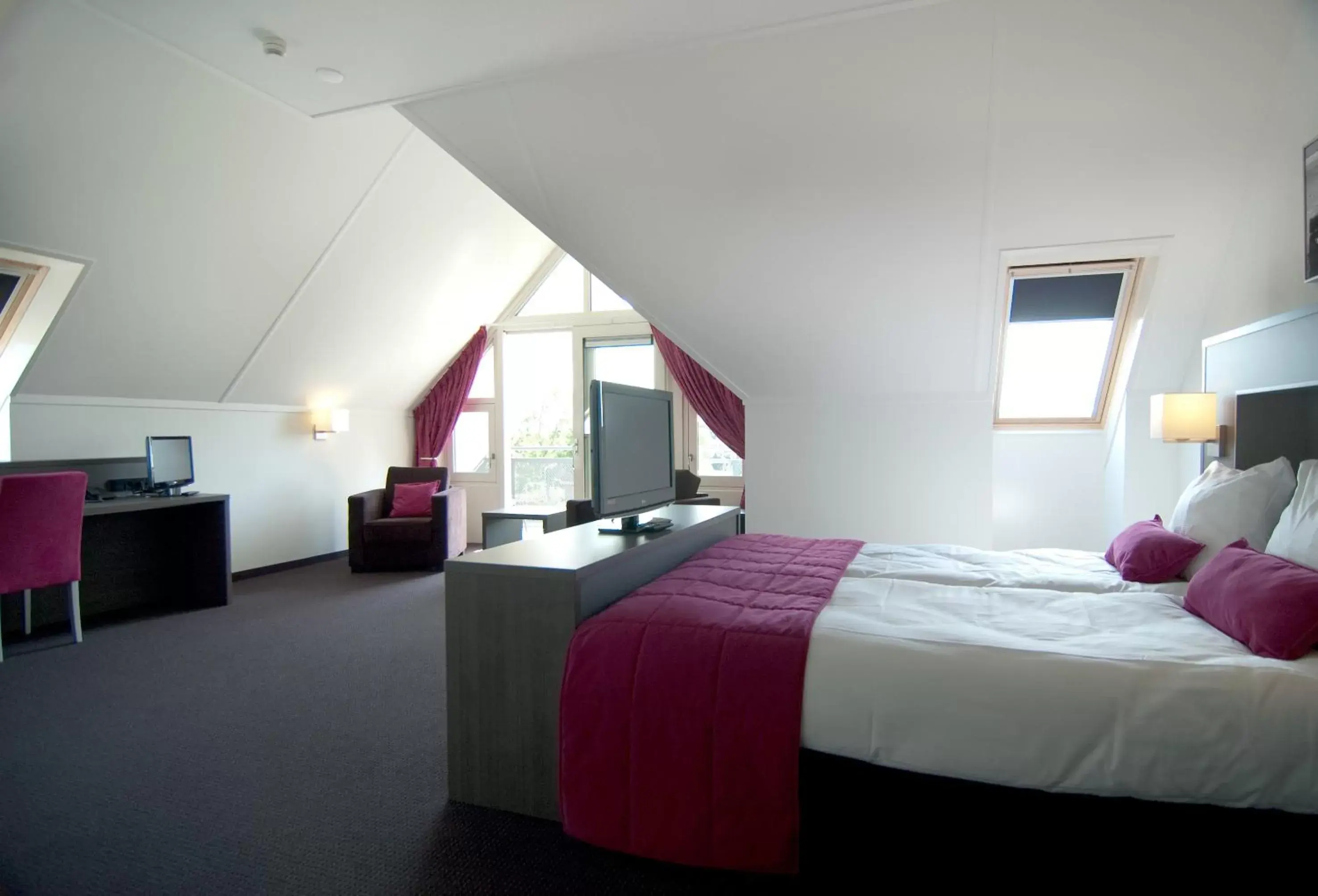 Photo of the whole room, Bed in Hotel Bornholm