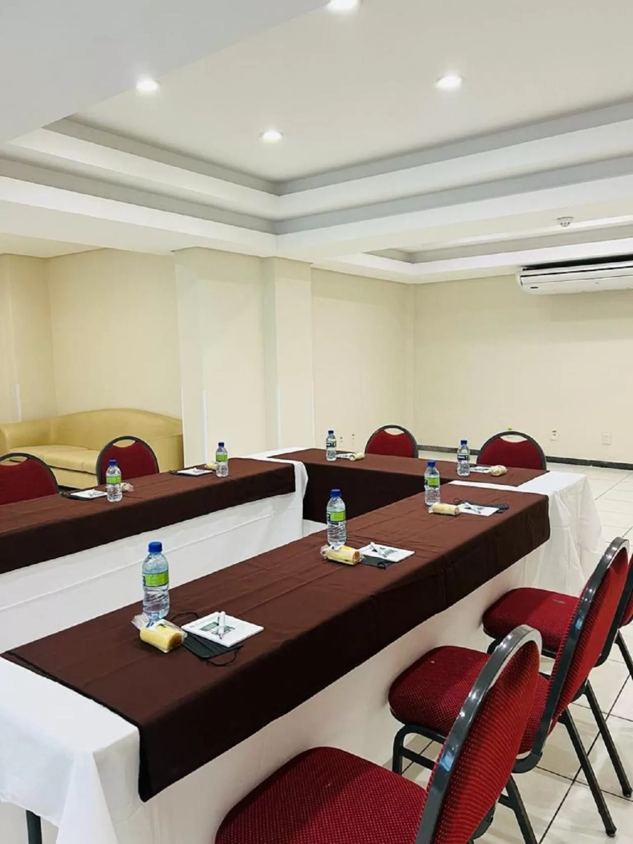 Meeting/conference room in Hotel Golden Park Recife Boa Viagem By Nacional Inn