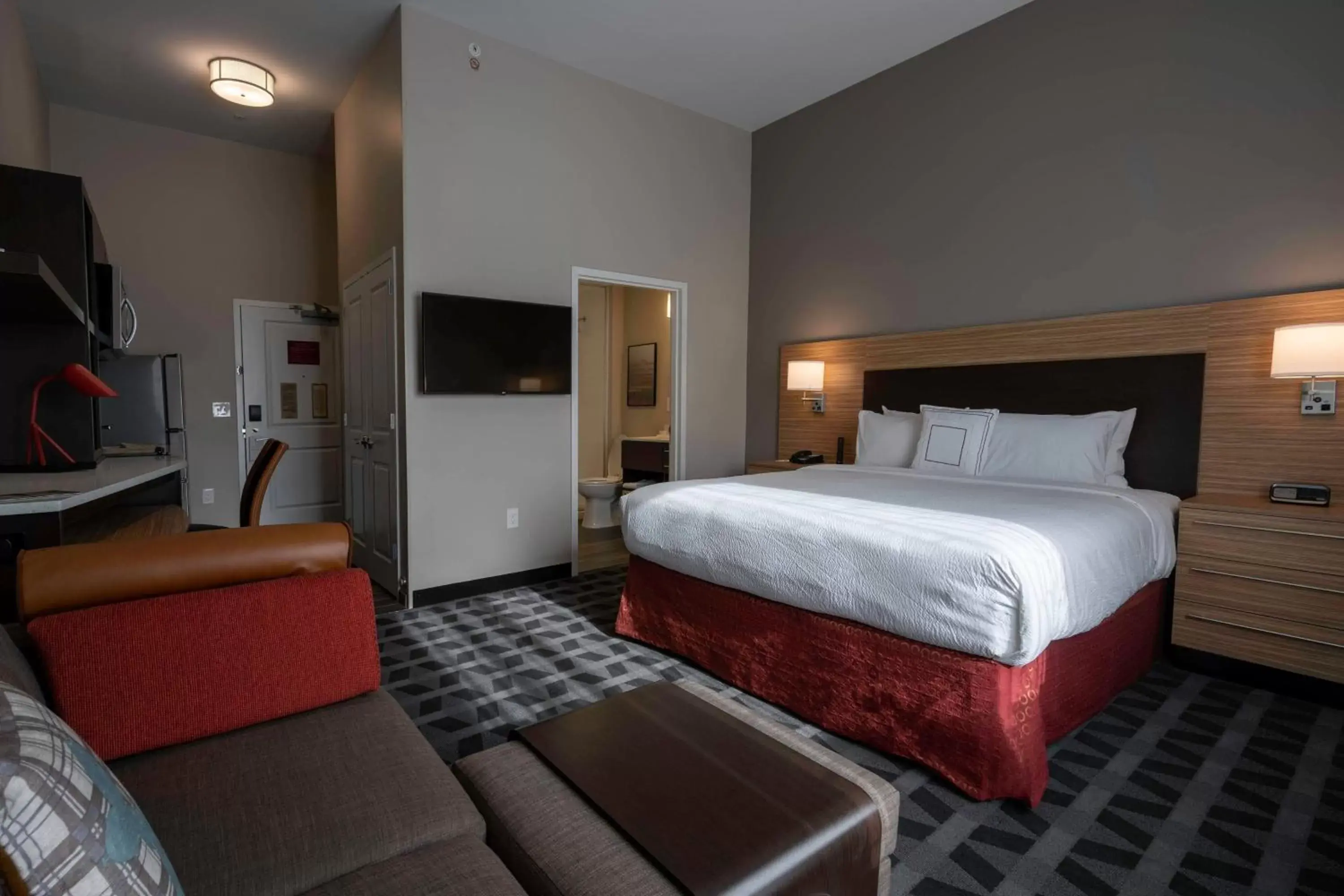 Bedroom, Bed in TownePlace Suites by Marriott Clinton