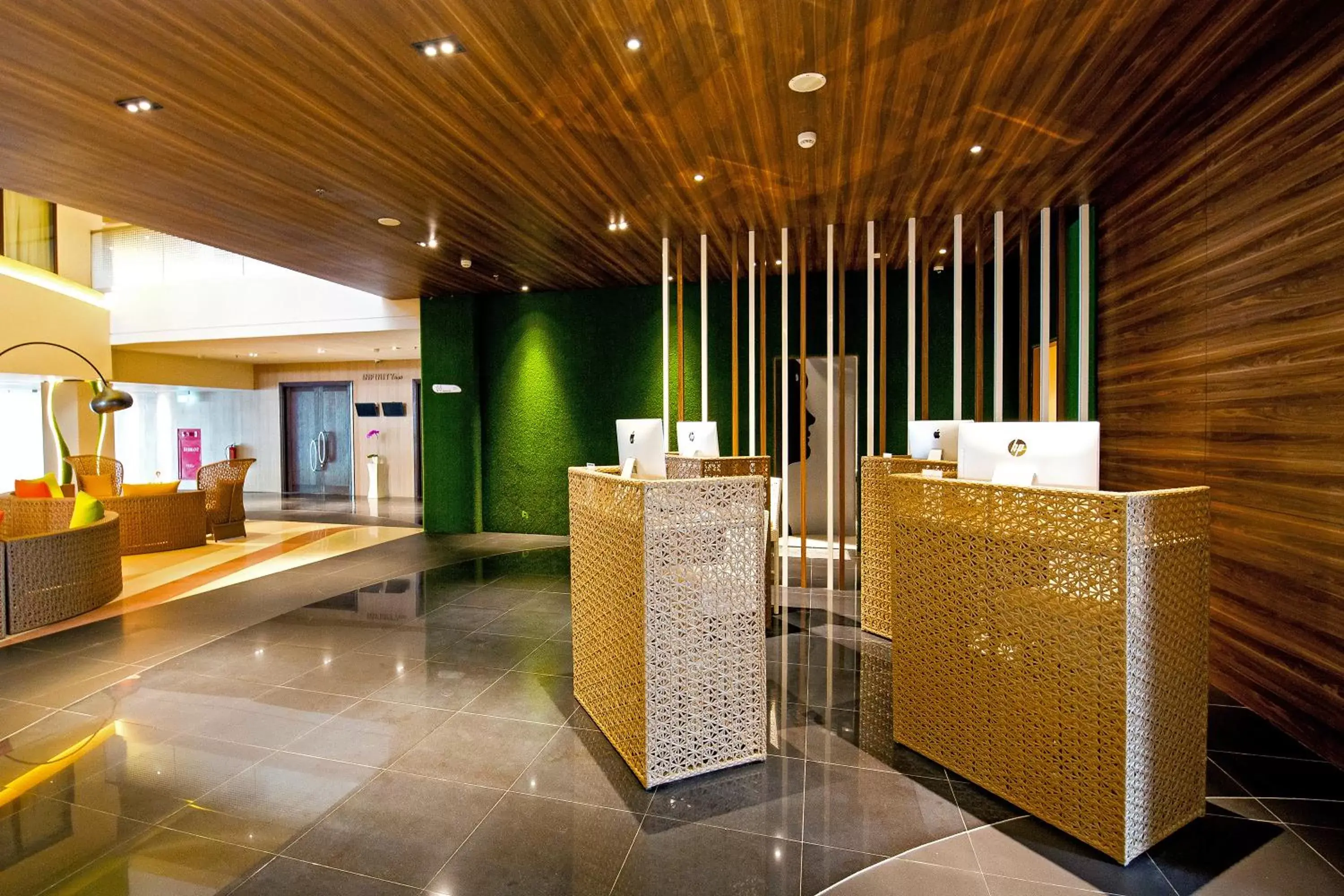 Business facilities, Lobby/Reception in Infinity8 Bali