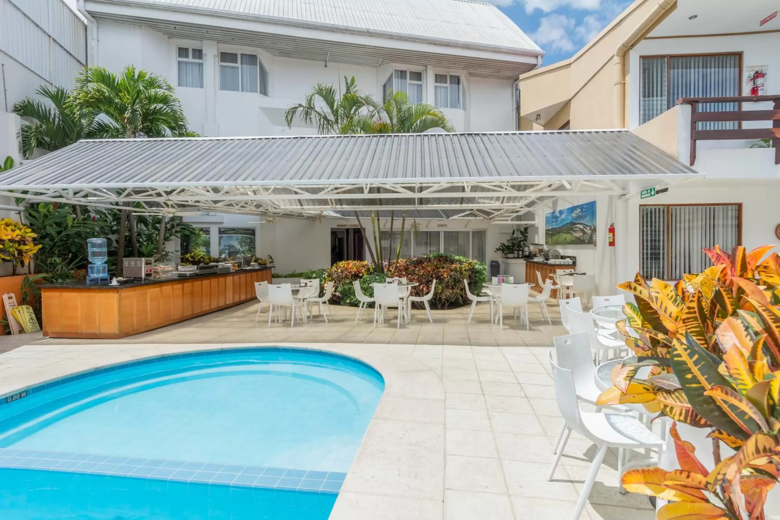 Property building, Patio/Outdoor Area in Hotel Residence Inn Suites Cristina