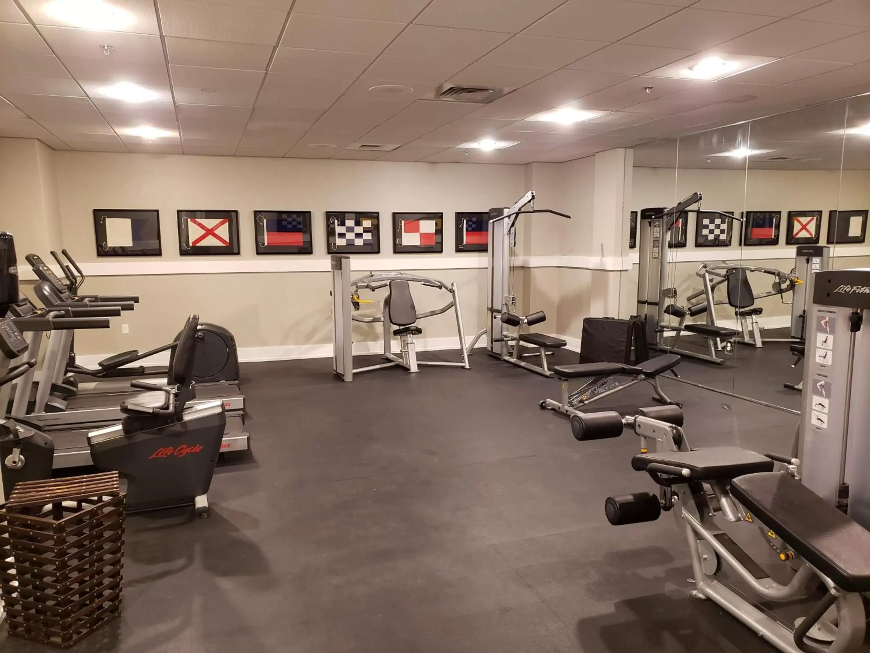 Fitness centre/facilities, Fitness Center/Facilities in Avenue Inn & Spa