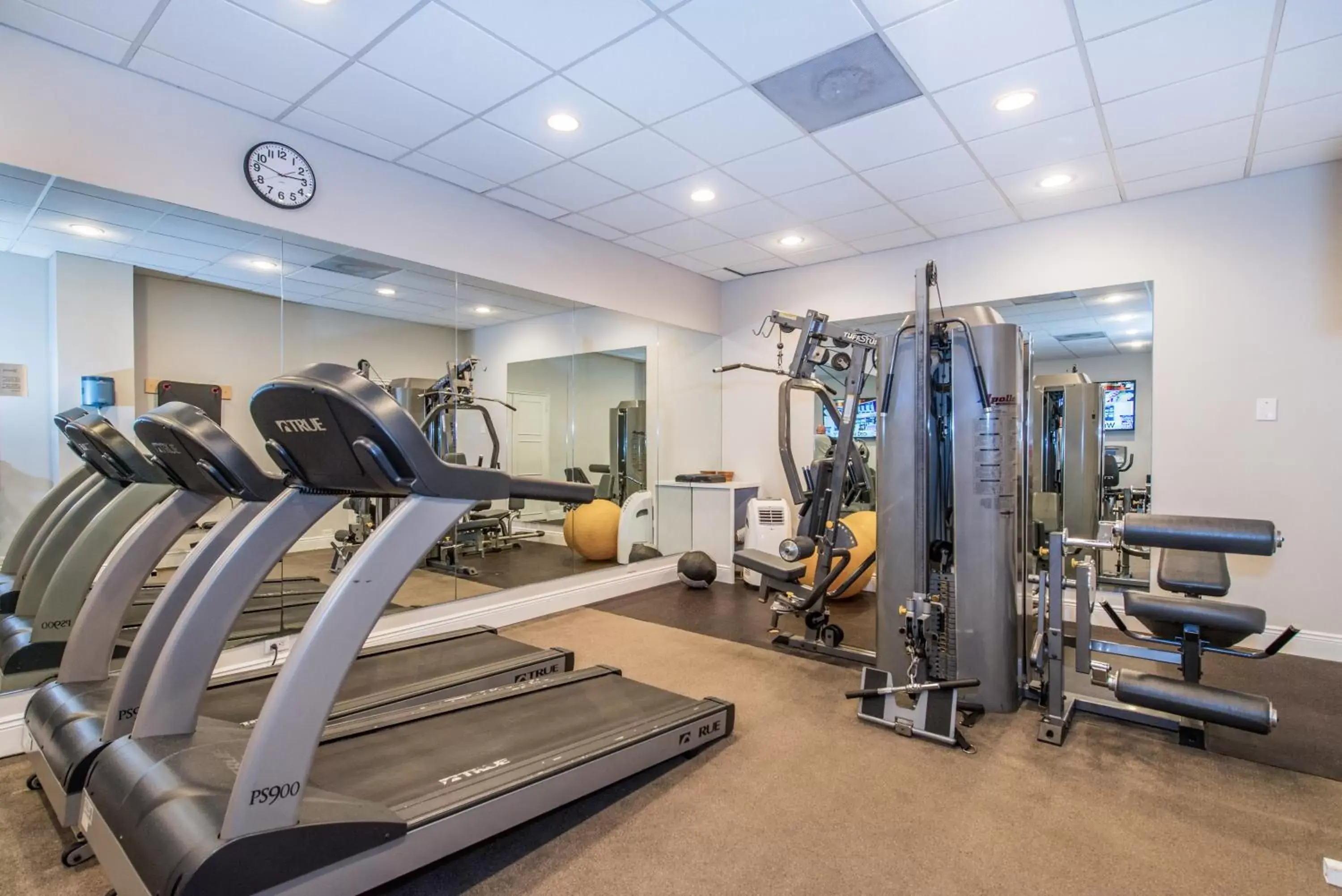 Fitness centre/facilities, Fitness Center/Facilities in Lombardy Hotel