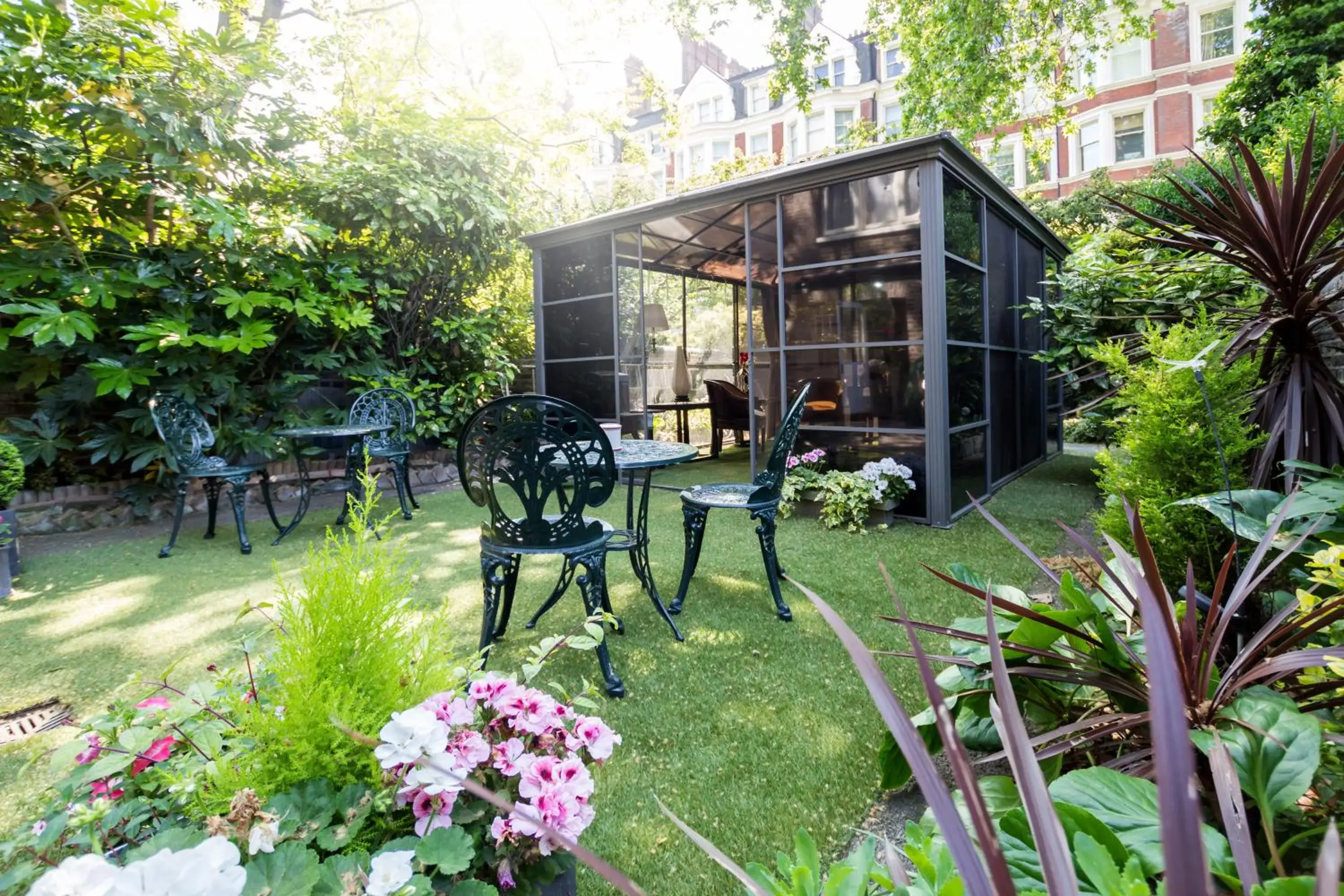 Garden in Arosfa Hotel London by Compass Hospitality