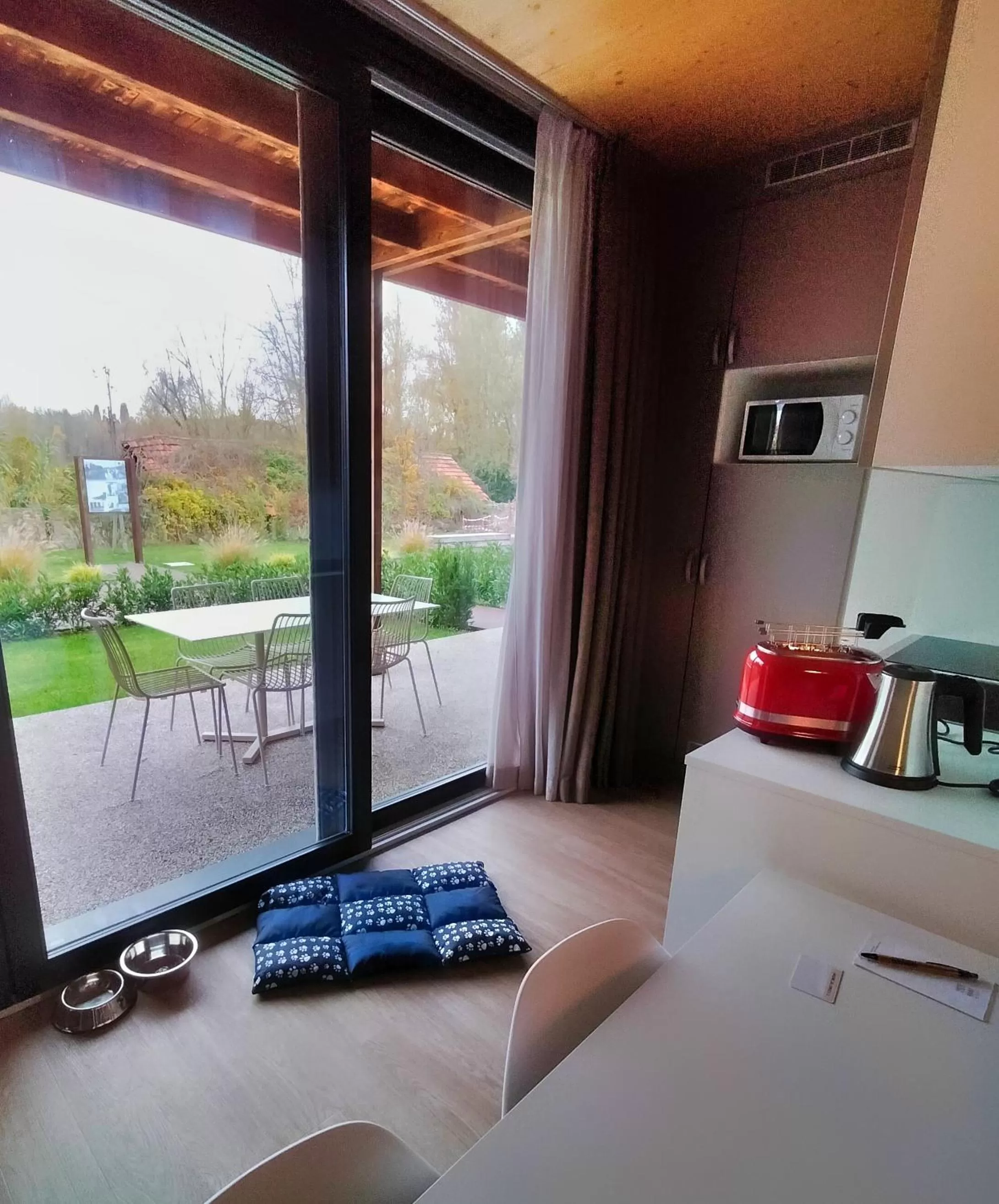 Pets, Bed in Borgo Stazione Bike Inn