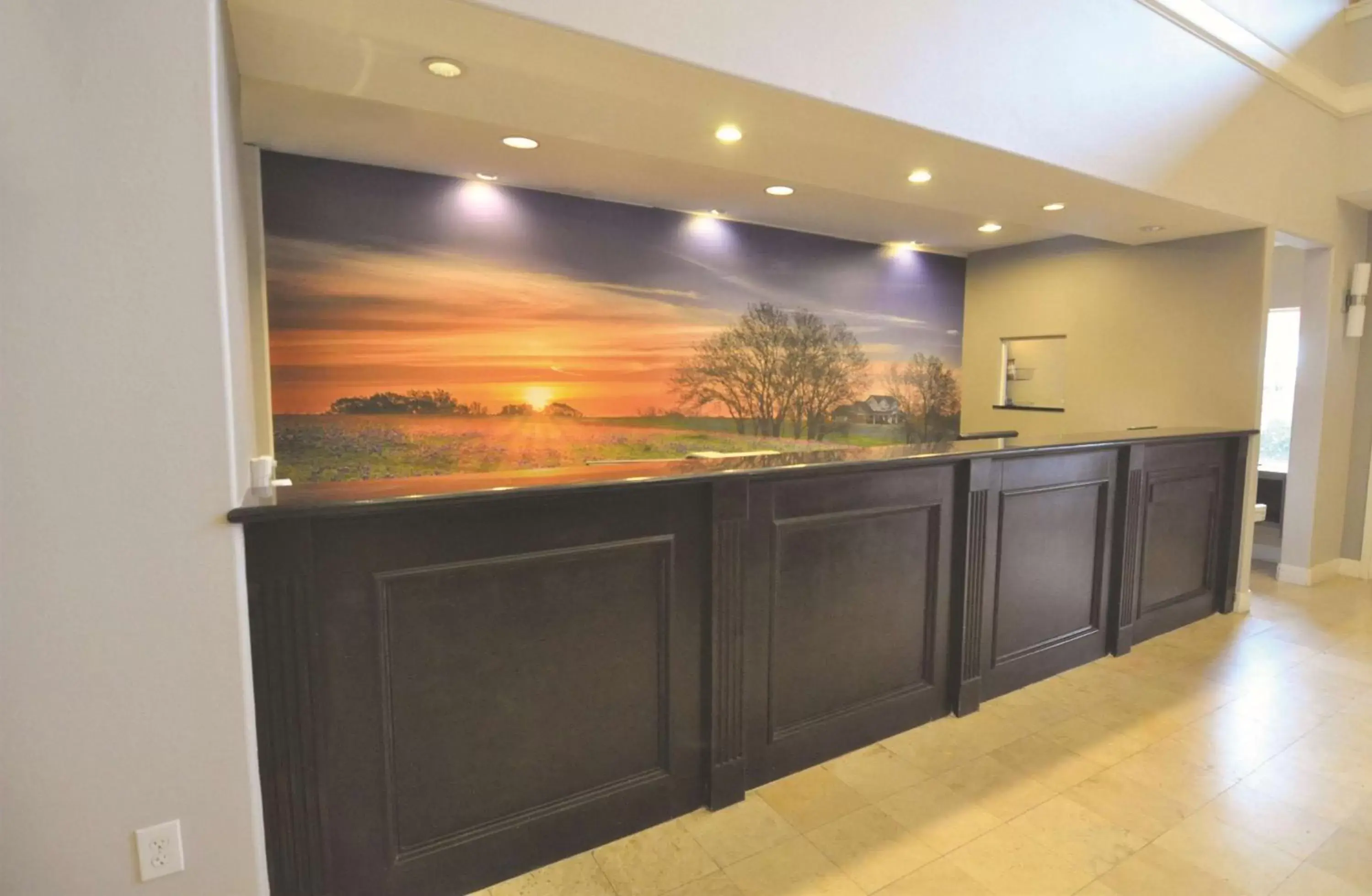 Lobby or reception in La Quinta by Wyndham Brookshire West Katy