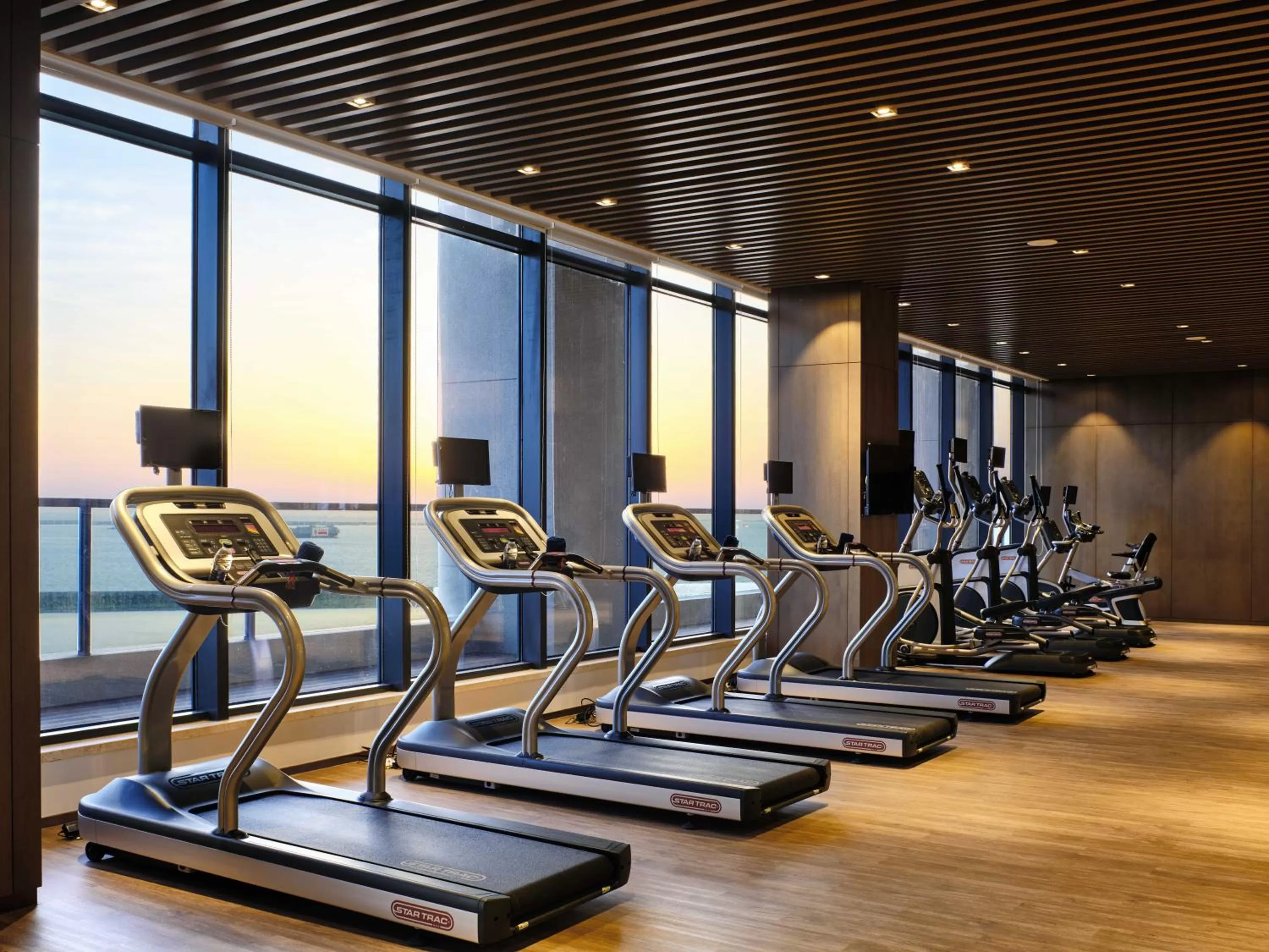 Fitness centre/facilities in Primus Hotel Shanghai Sanjiagang - Offer Pudong International Airport and Disney shuttle