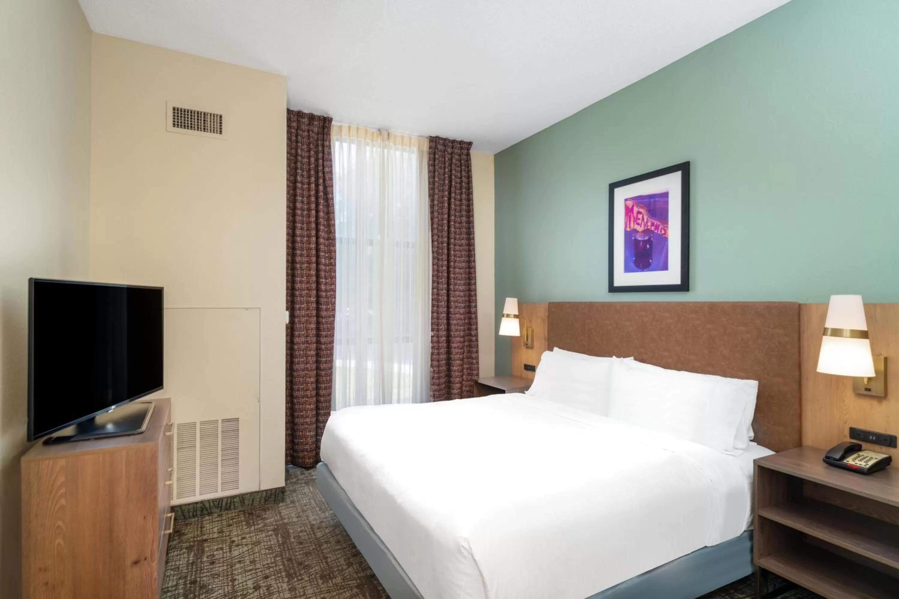 Photo of the whole room, Bed in Staybridge Suites Memphis-Poplar Ave East by IHG