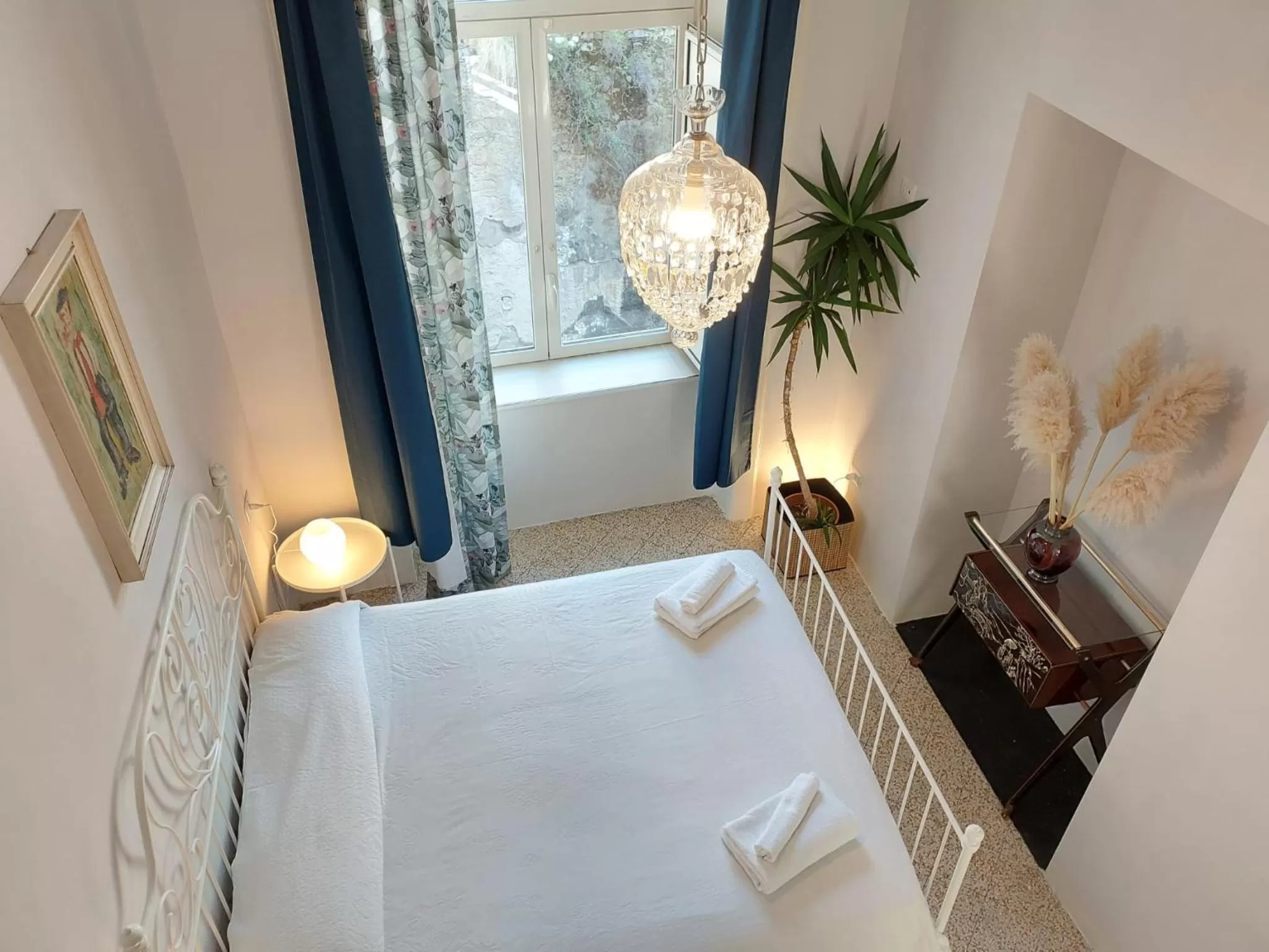 Bedroom, Bed in B&B Palazzo Carafa di Montorio