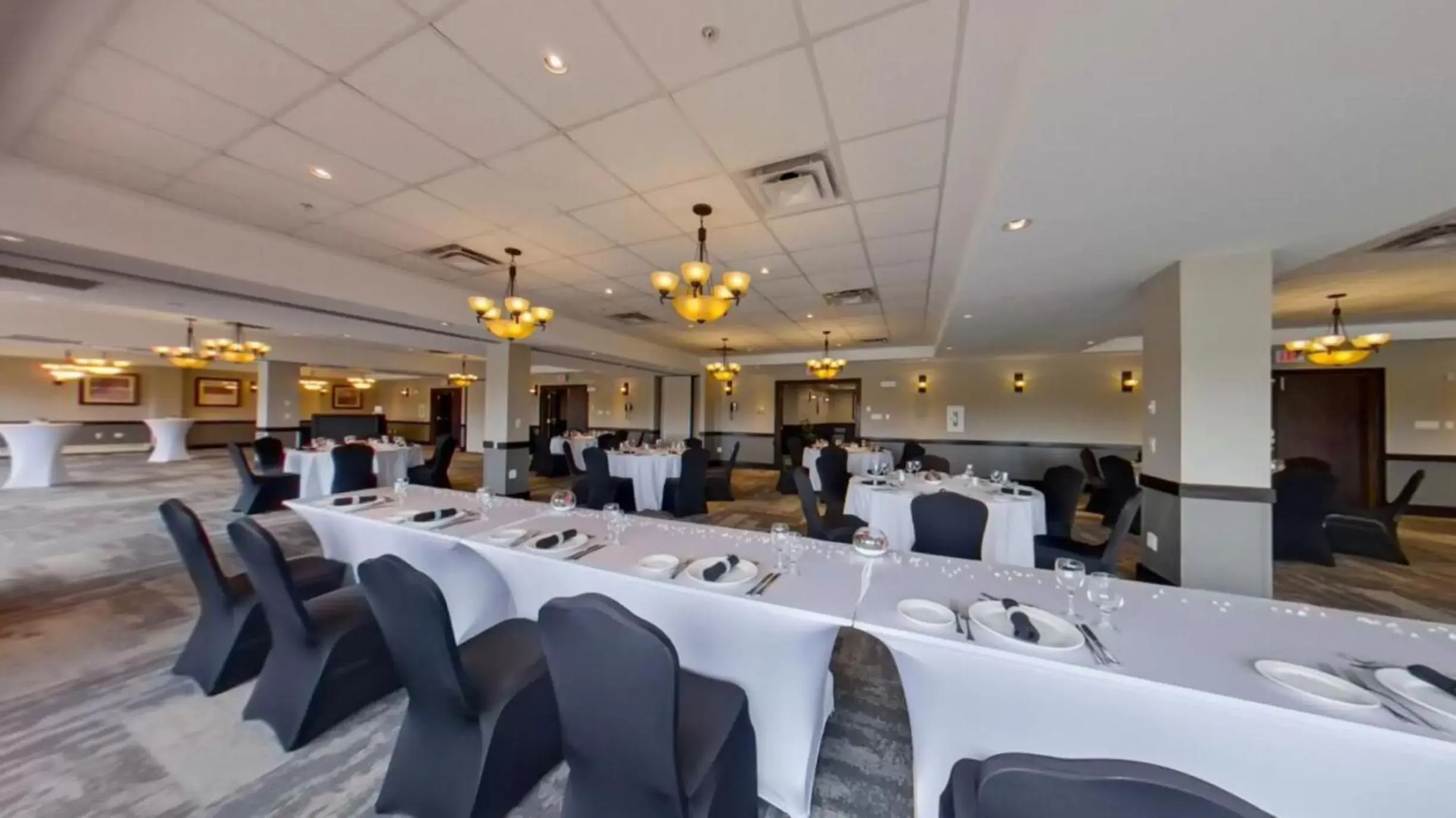 Banquet/Function facilities in Best Western Plus Chocolate Lake Hotel - Halifax