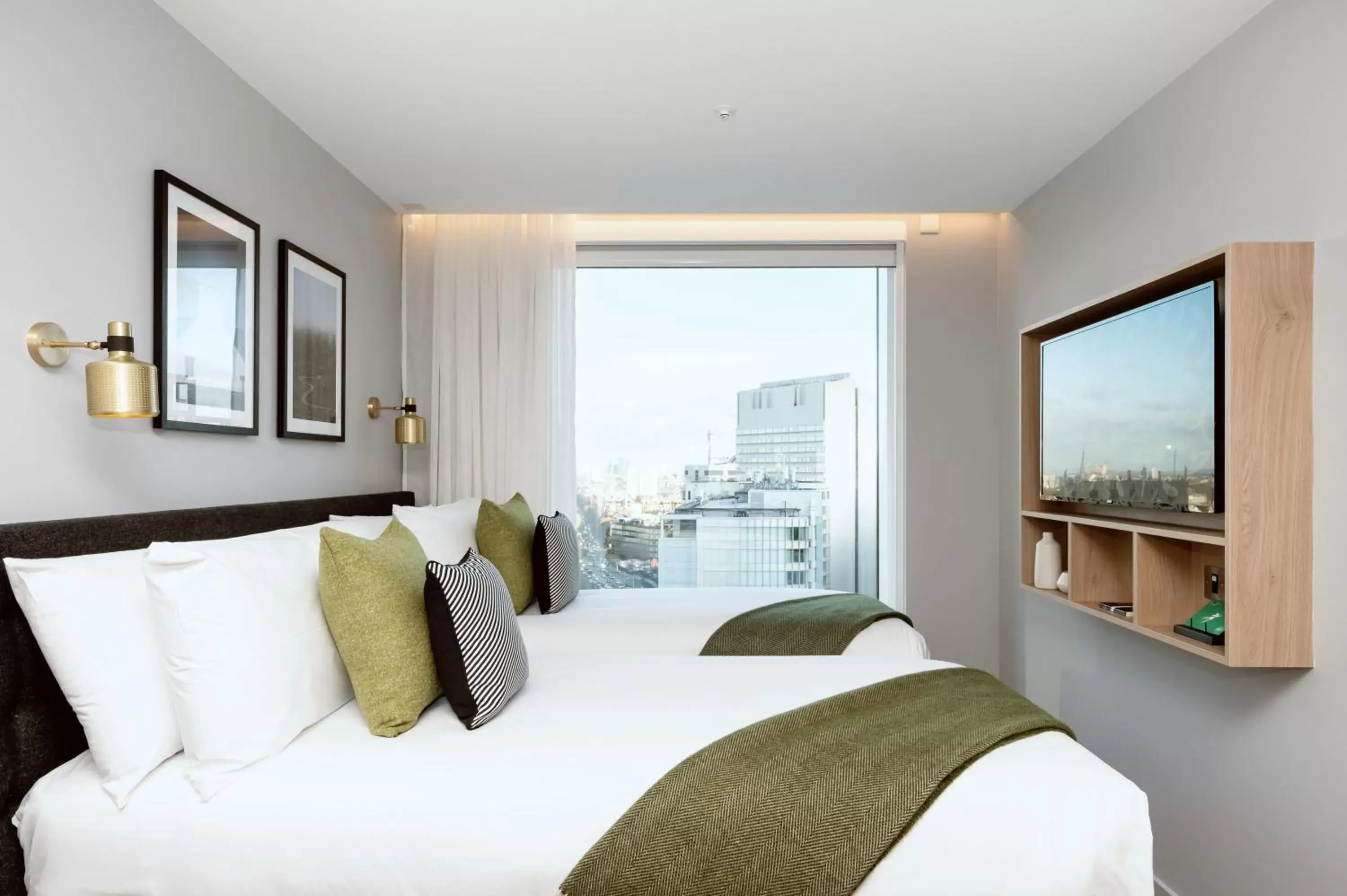 City view, Bed in Wilde Aparthotels London Paddington City view, Bed in Wilde Aparthotels London Paddington