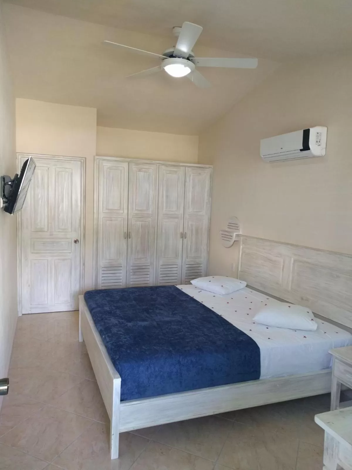 Bed in Hoteles Josefina Las Terrenas