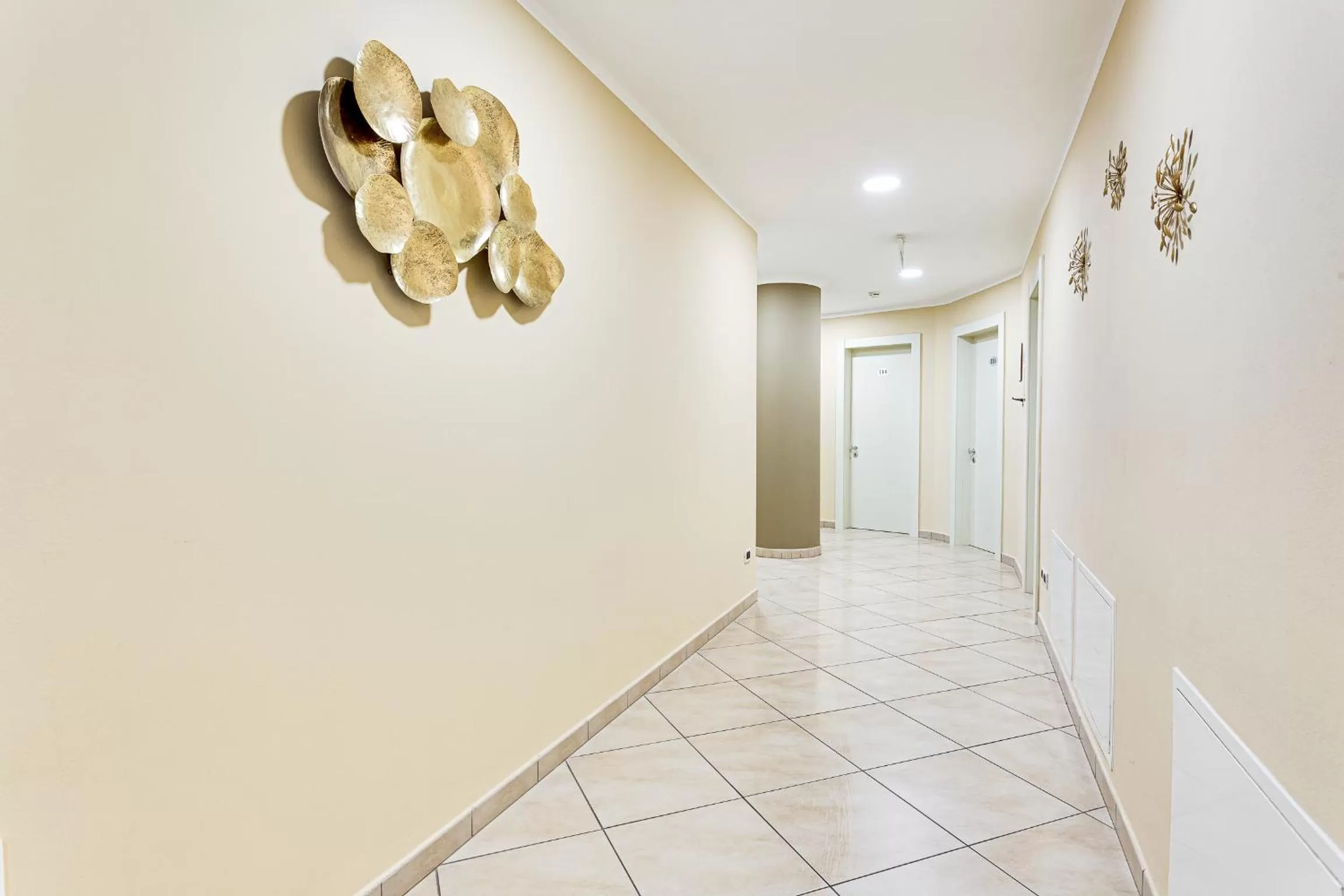 Restaurant/places to eat in Hotel-Residence- Le Dune Breakfast & private beach included