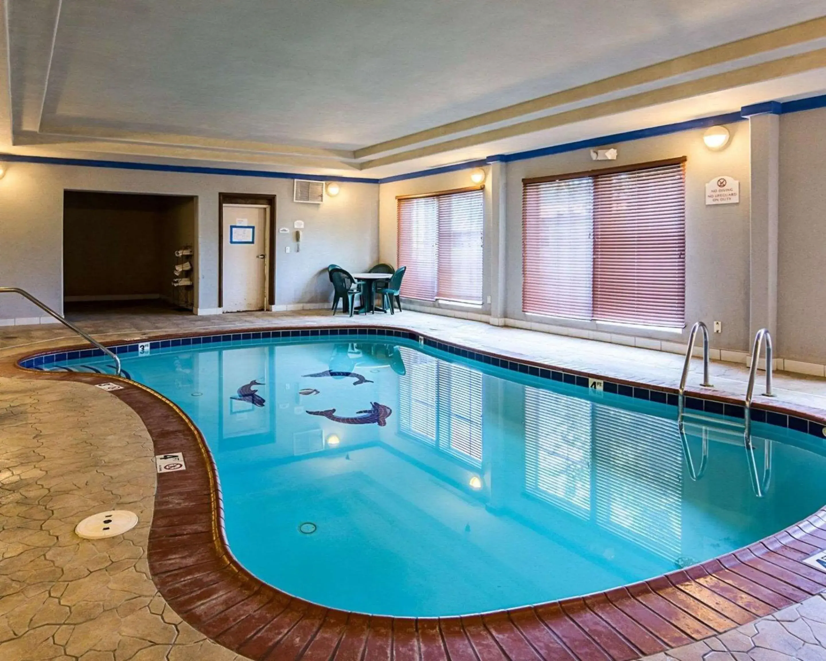 On site, Swimming Pool in Comfort Inn & Suites Chesapeake - Portsmouth