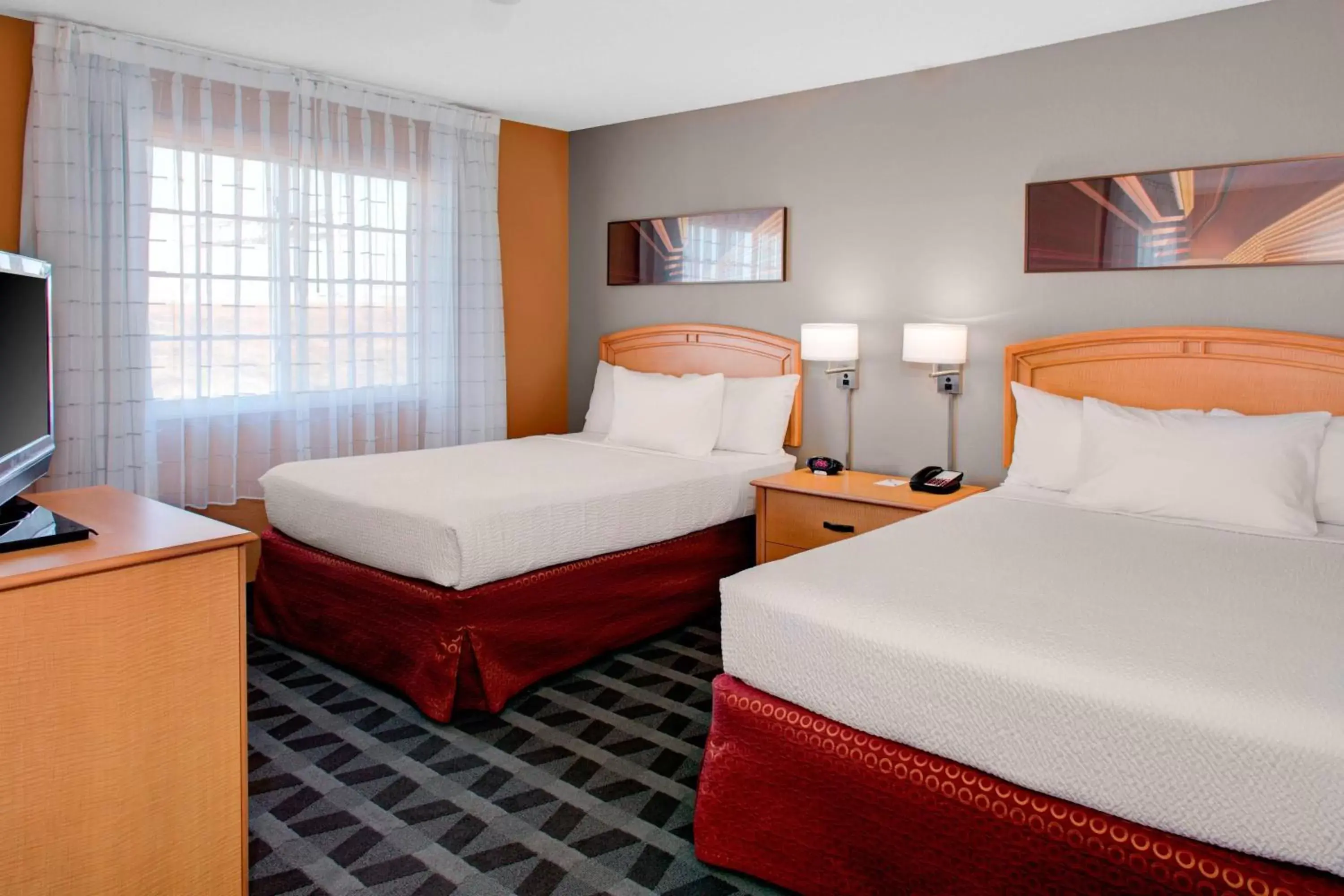 Photo of the whole room, Bed in TownePlace Suites Wichita East