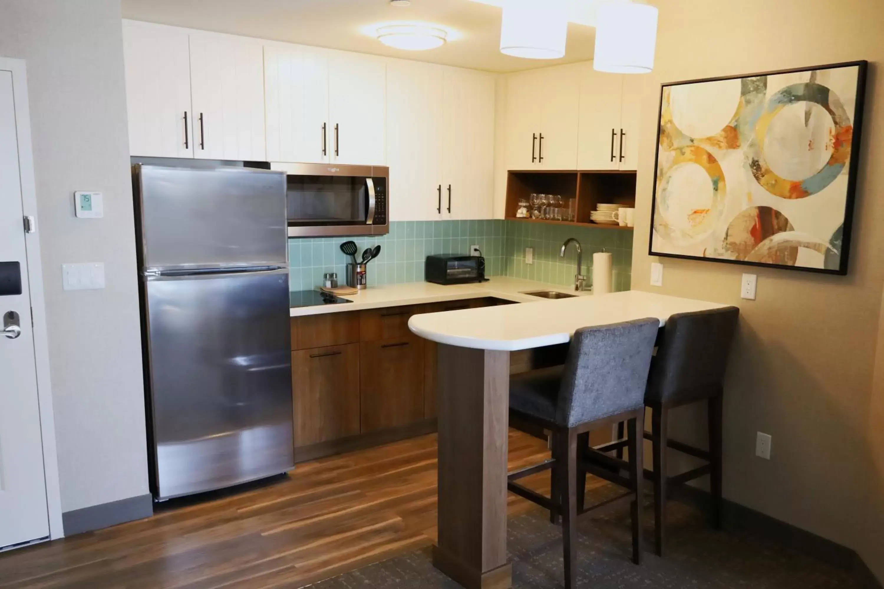 Kitchen/Kitchenette in Staybridge Suites - Waterloo - St. Jacobs Area