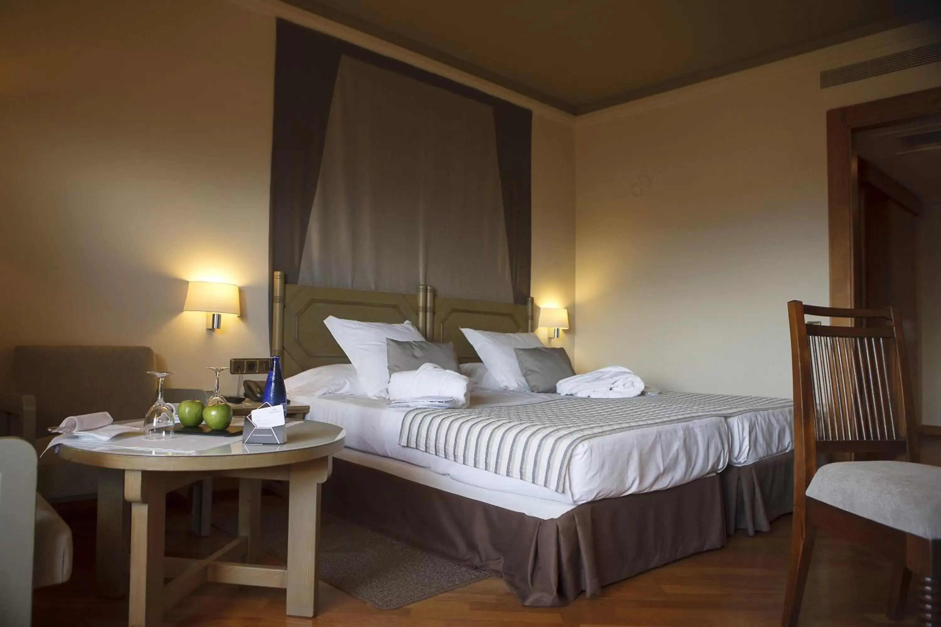 Bedroom, Bed in Parador de Segovia