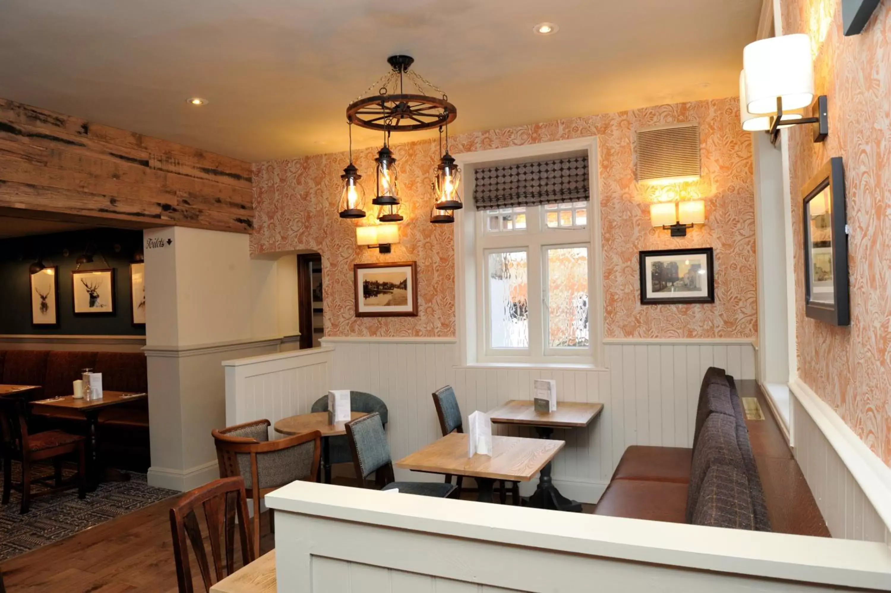 Dining area, Restaurant/Places to Eat in White Hart by Chef & Brewer Collection