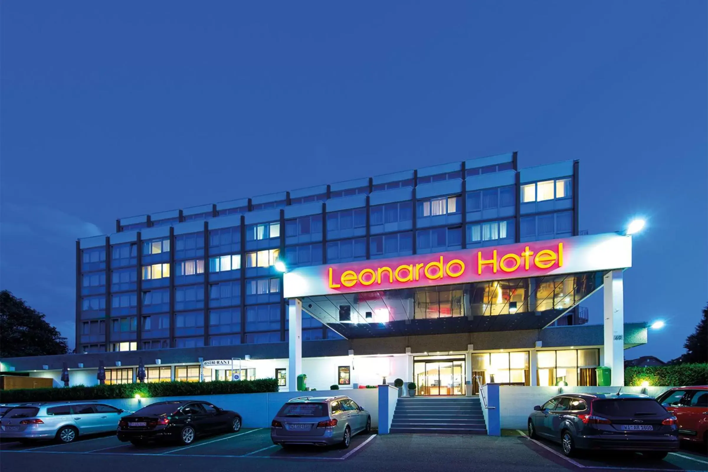 Facade/entrance, Property Building in Leonardo Hotel Mönchengladbach