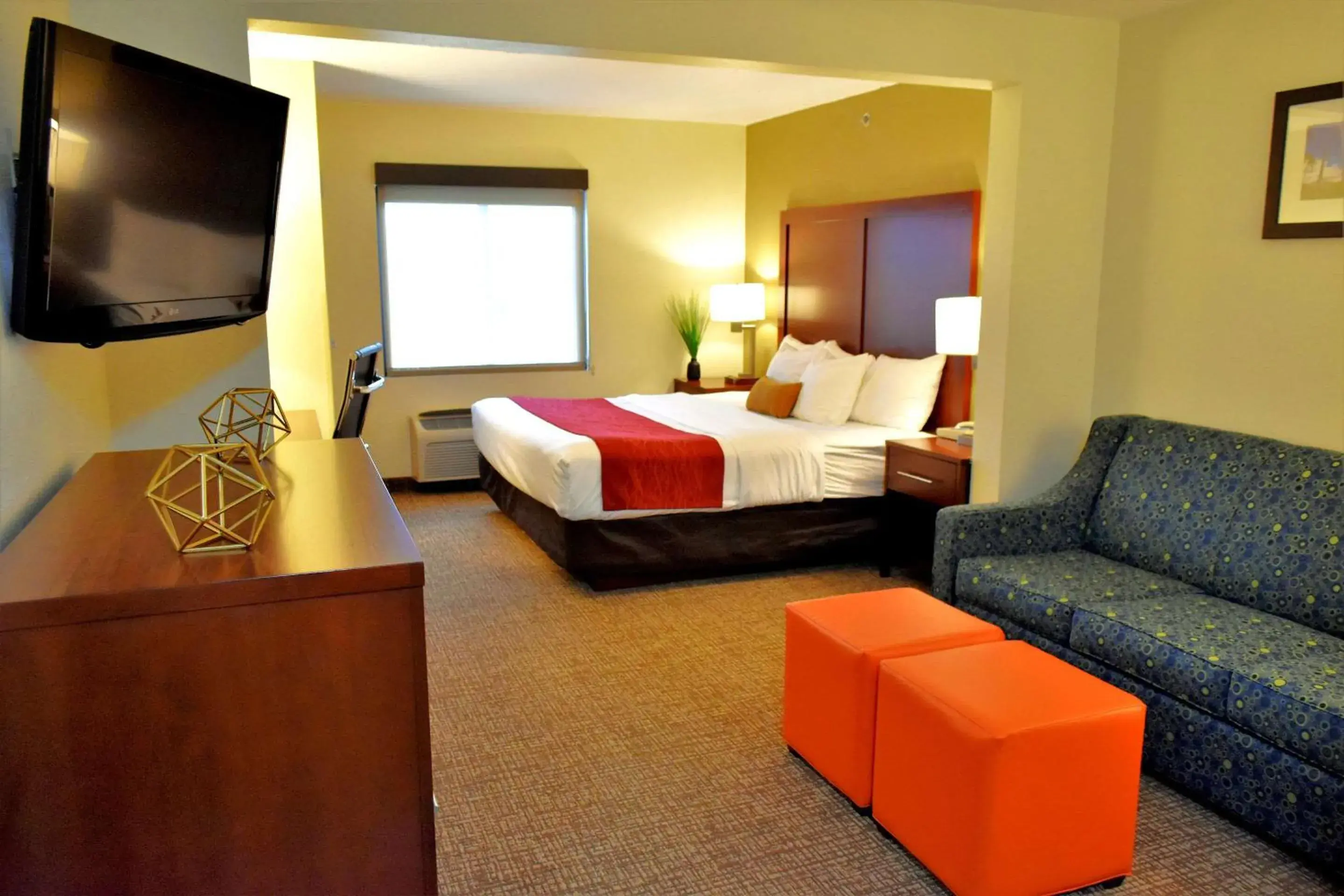 Bedroom in Comfort Inn & Suites Greenville I-70