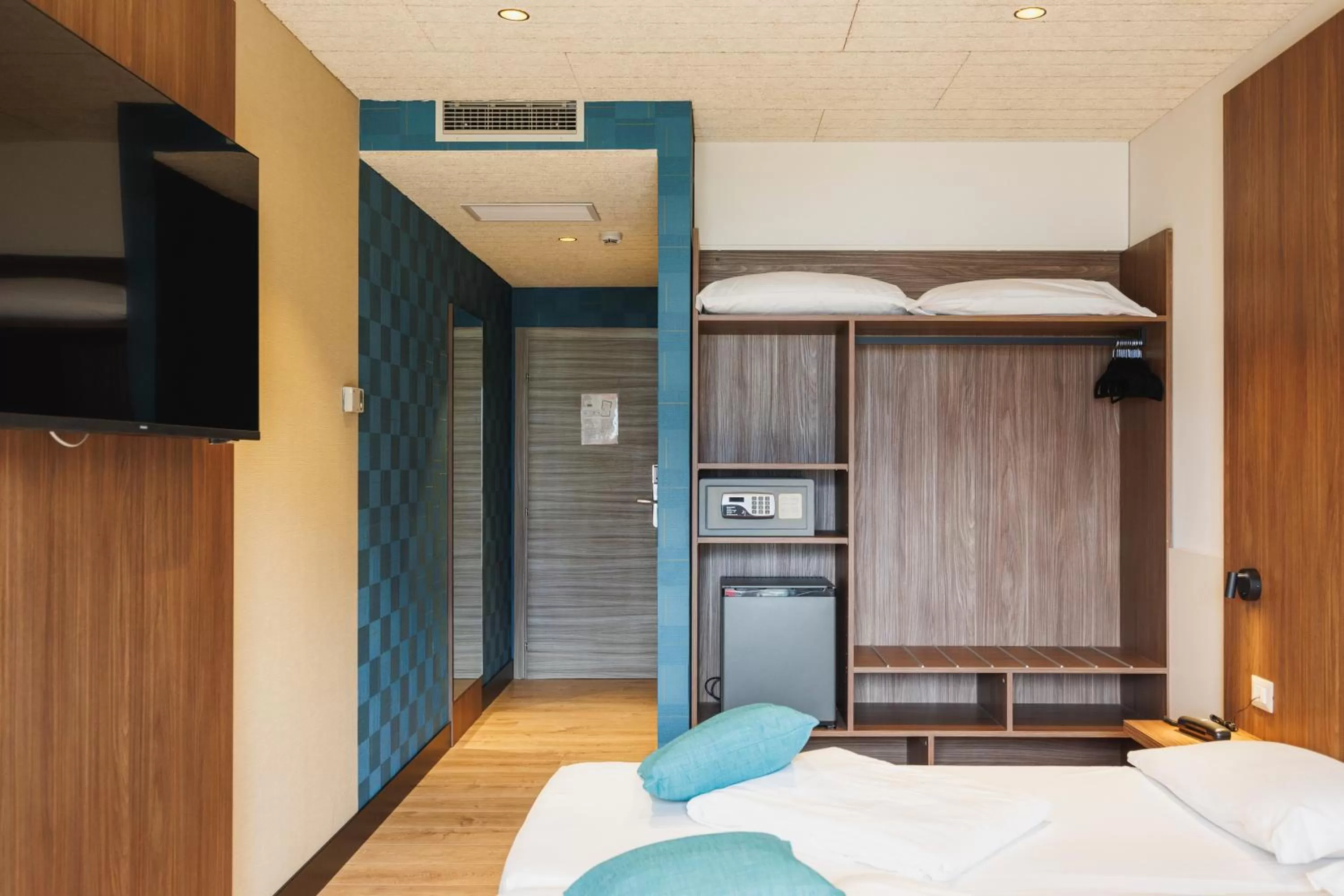 Bedroom, Bed in Grand Hotel Riva