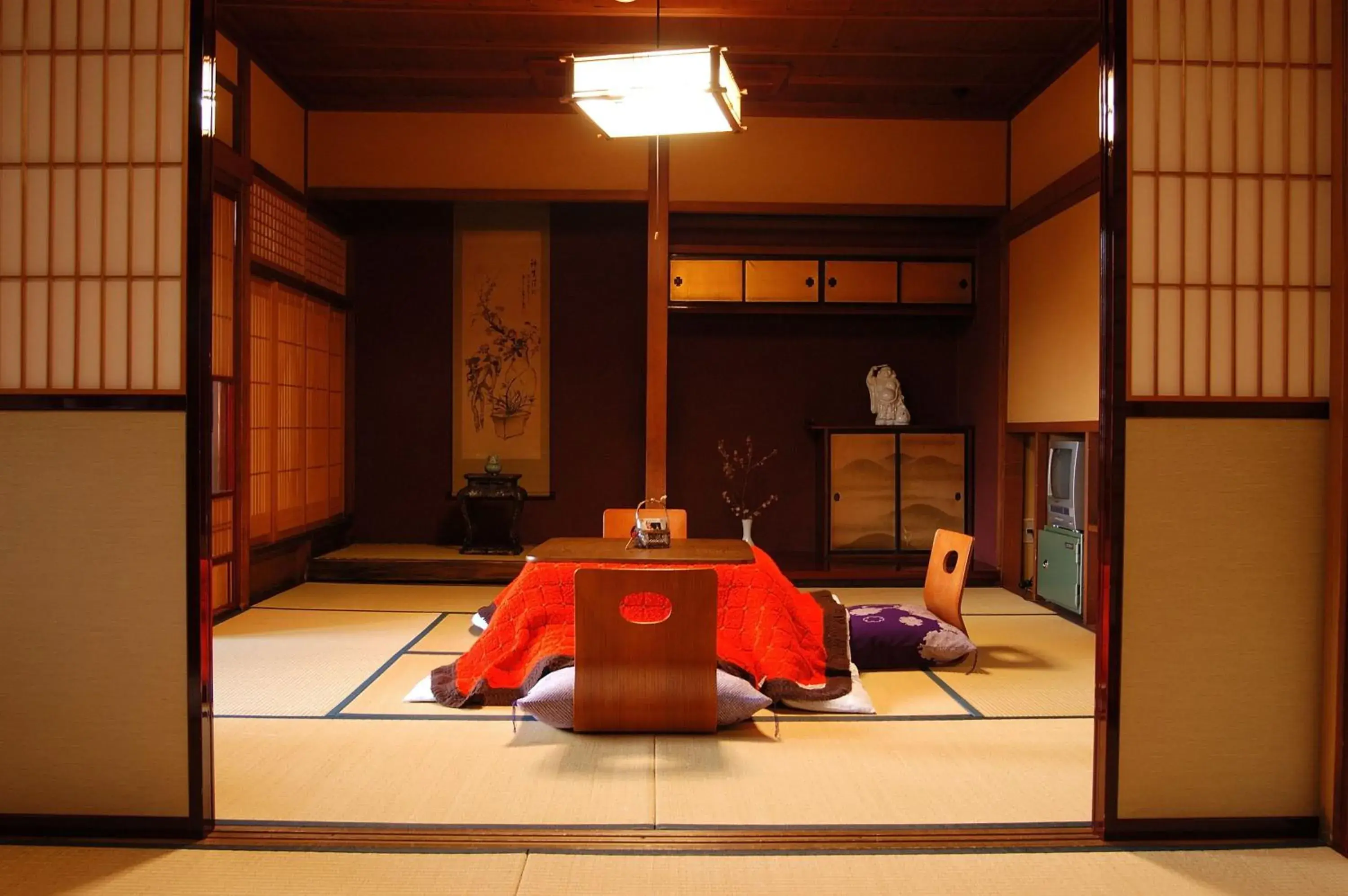 Seating area in Ryokan Yatsusankan