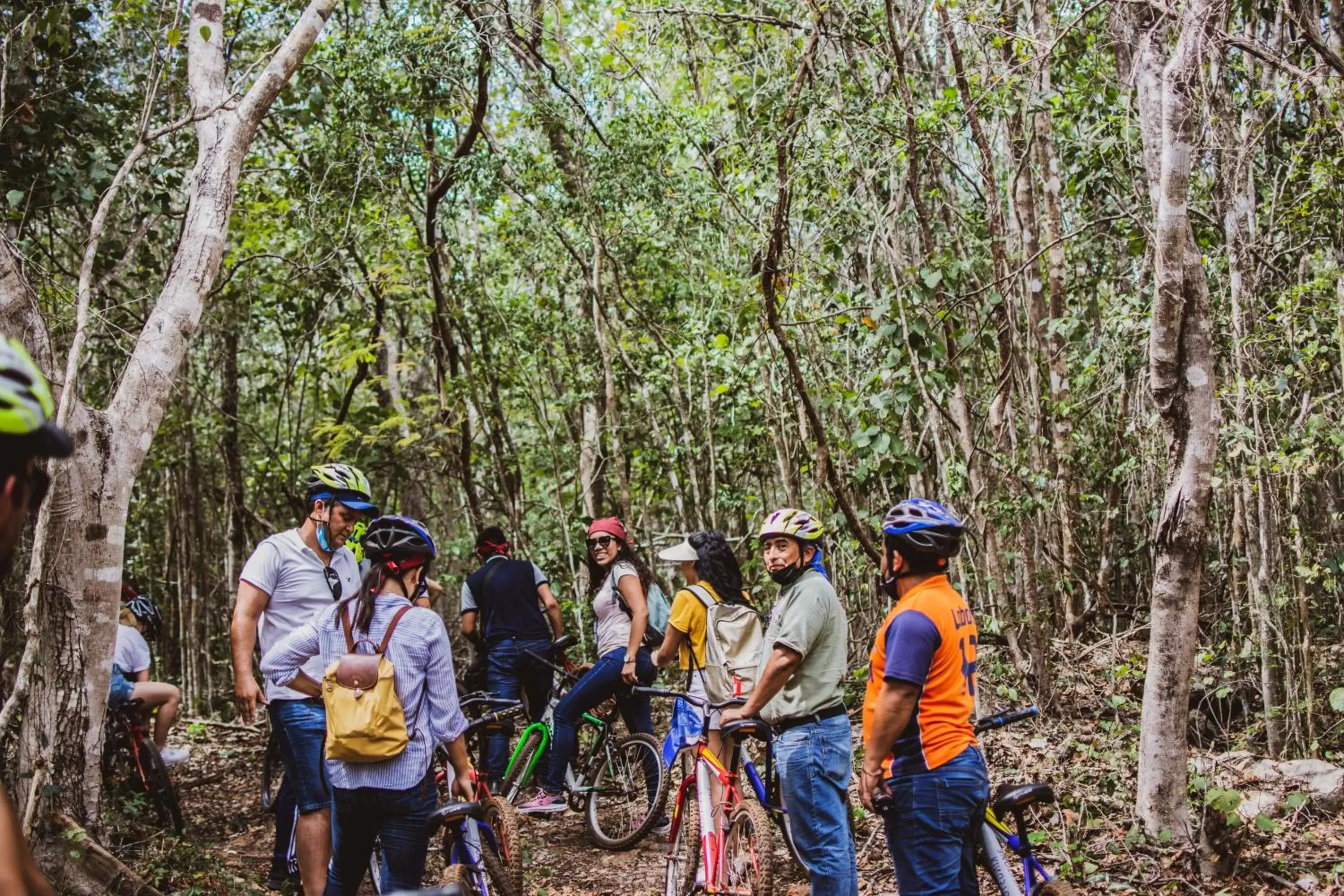 People in Cielo y Selva Tekax