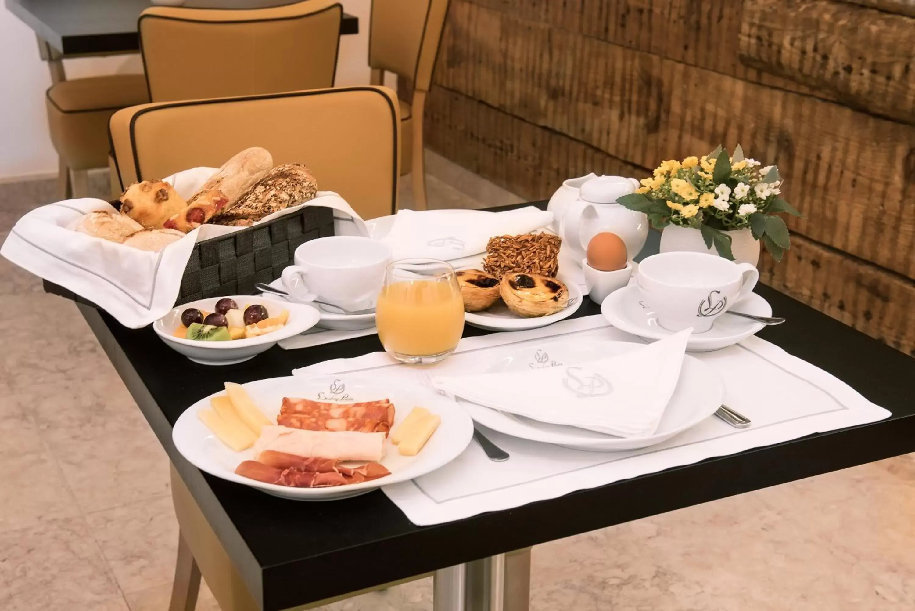Restaurant/places to eat, Breakfast in Lisboa Prata Boutique Hotel