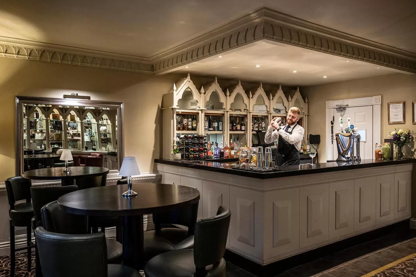 Lounge or bar in Brandshatch Place Hotel & Spa