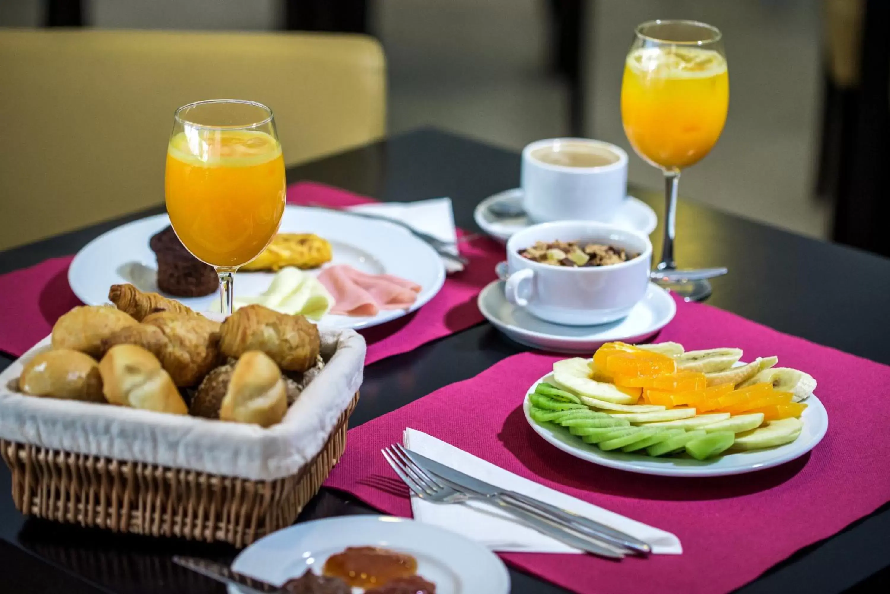 Breakfast in Areias Village Beach Suite Hotel