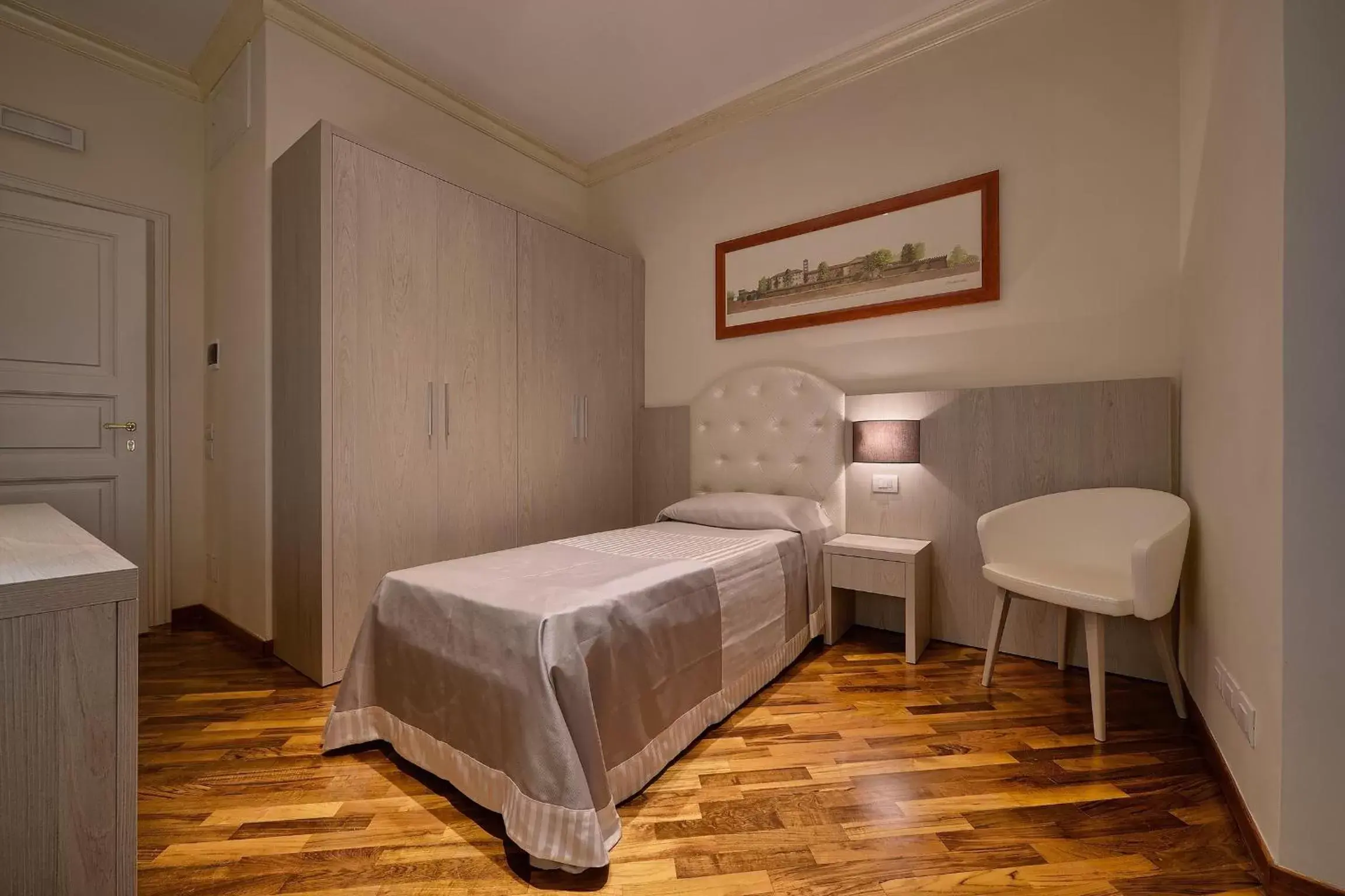 Bedroom, Bed in Polinari Rooms San Pietro Roma
