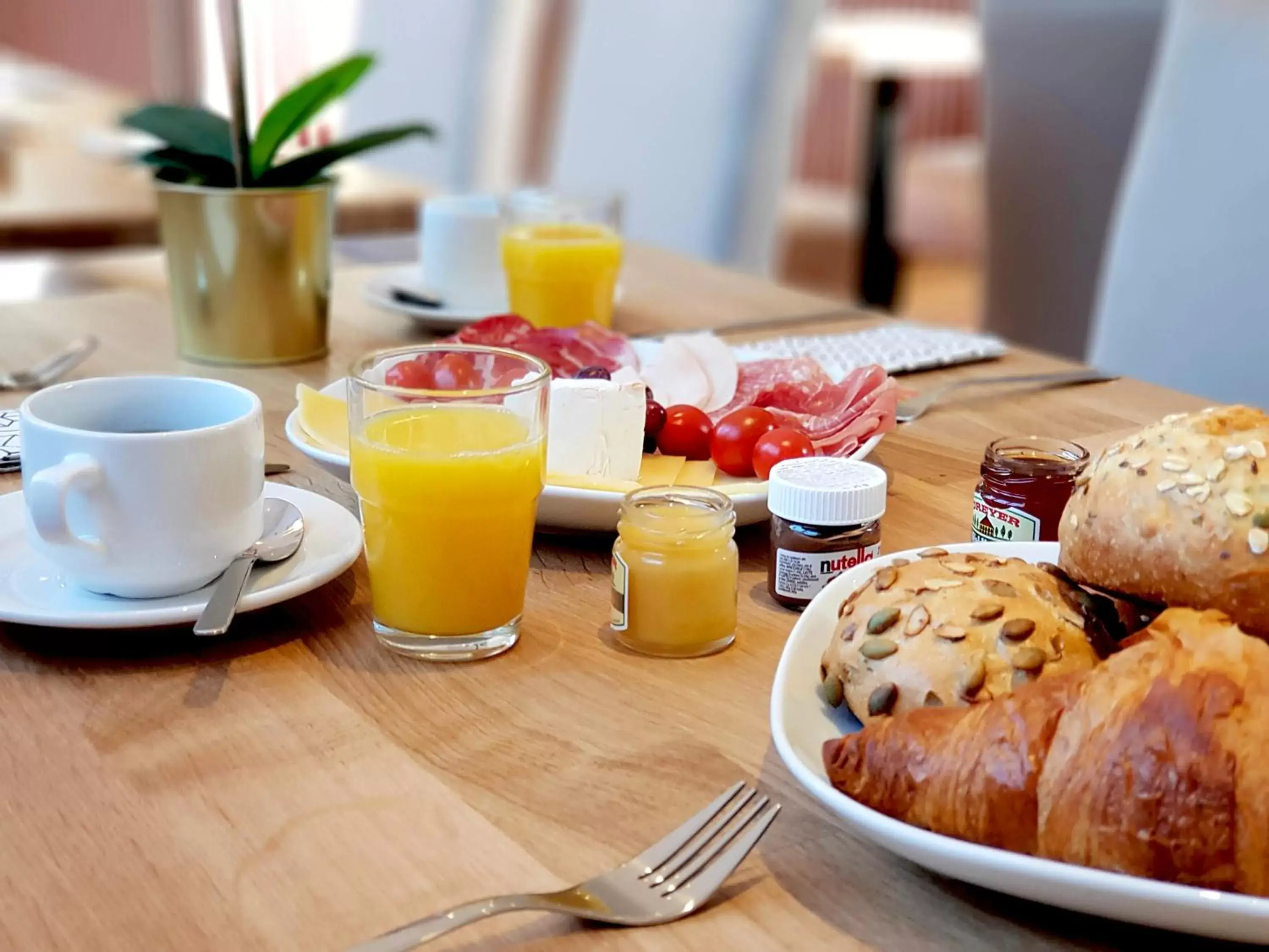 Food and drinks, Breakfast in Hotel Denbu