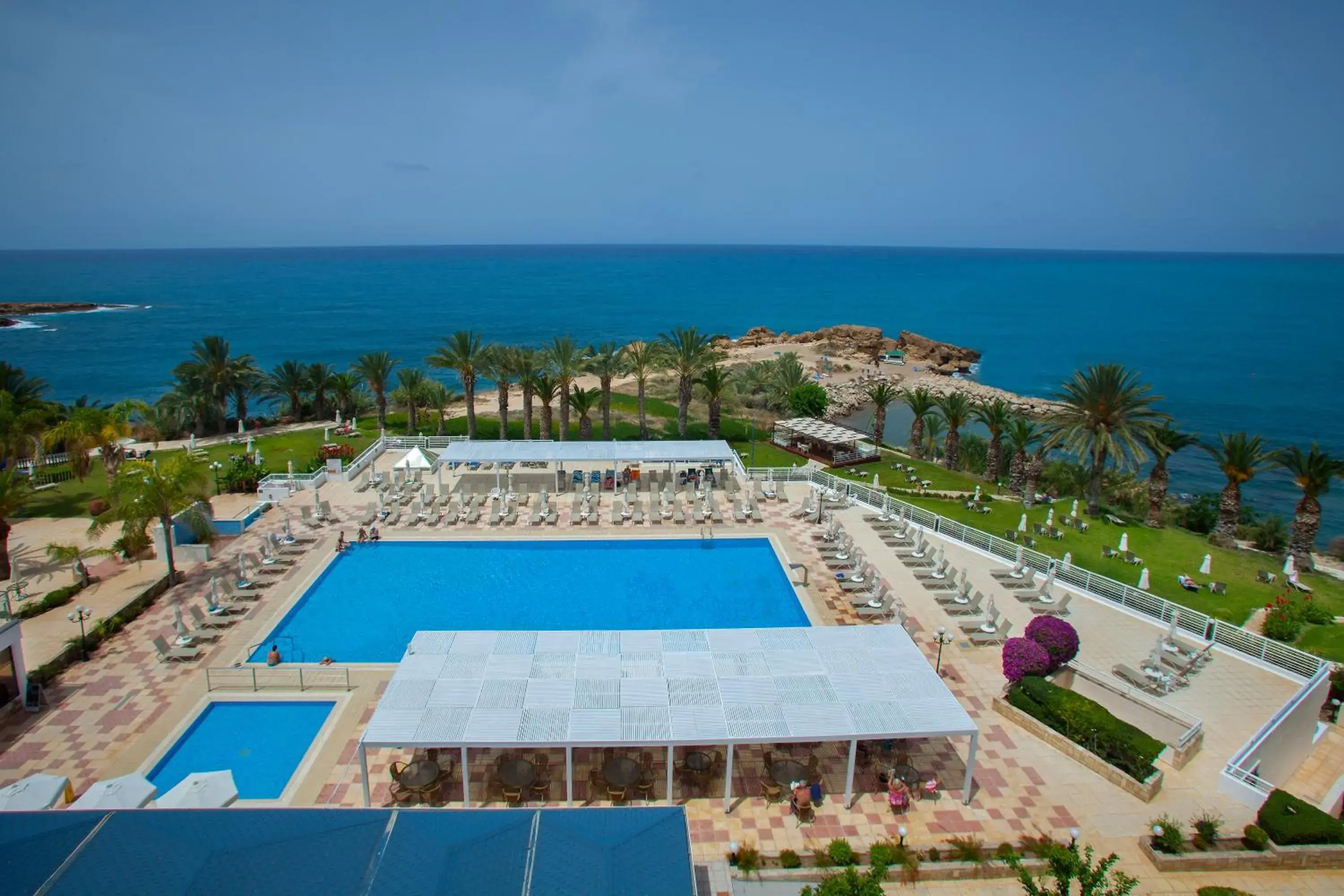 Swimming pool, Pool View in Queens Bay Hotel