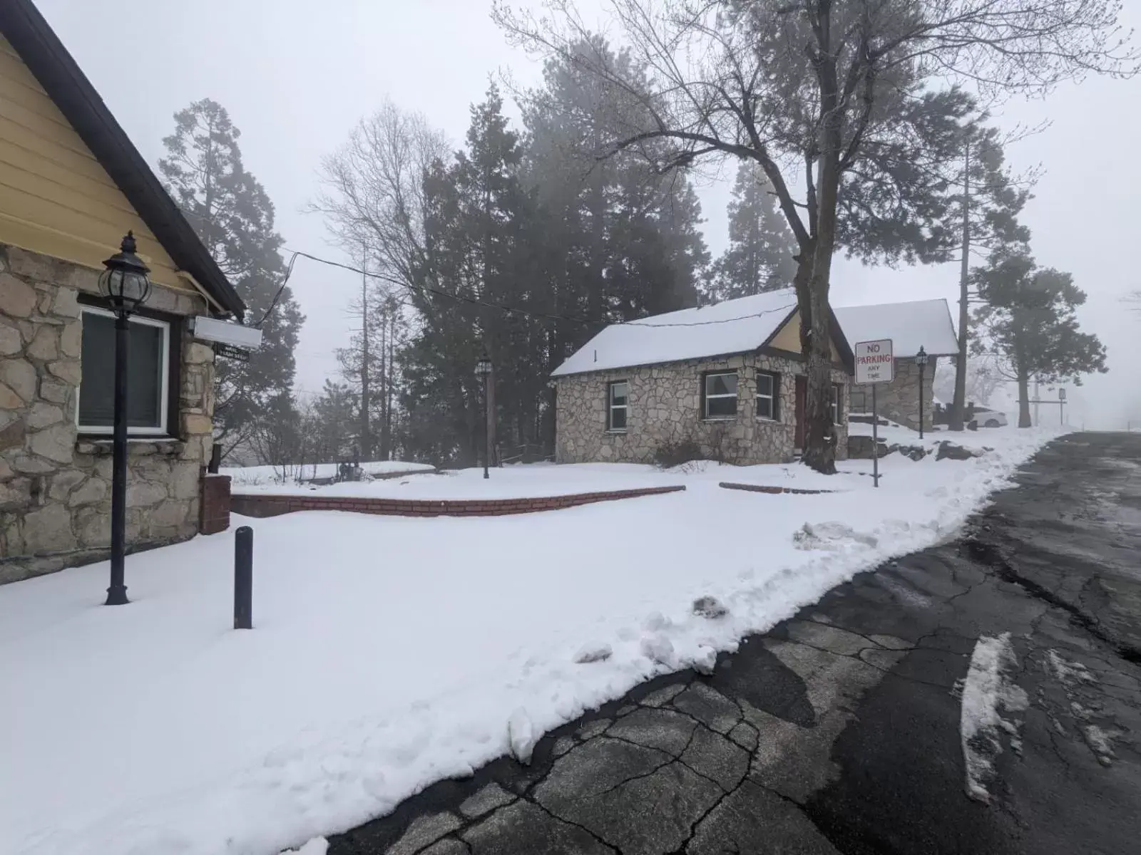 Property building, Winter in Sherwood Arms Motel