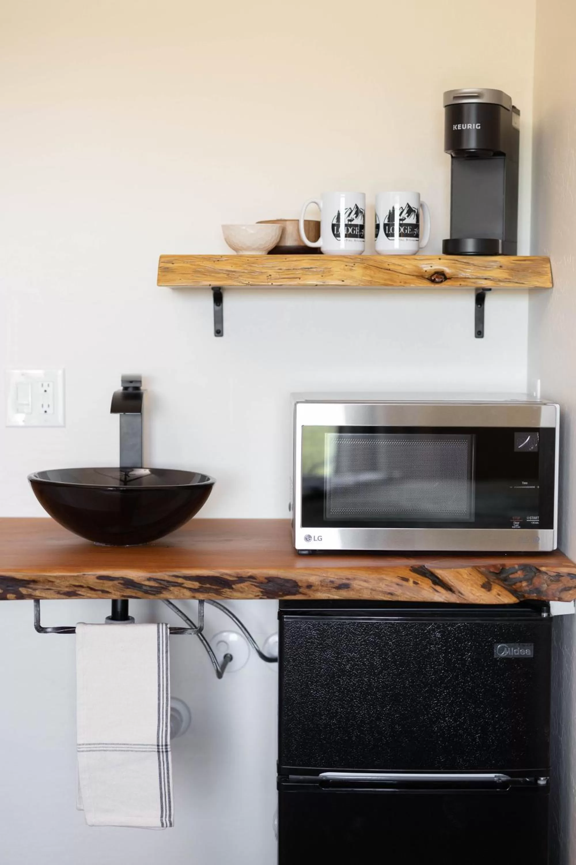 Kitchen or kitchenette, Kitchen/Kitchenette in Lodge at 5600