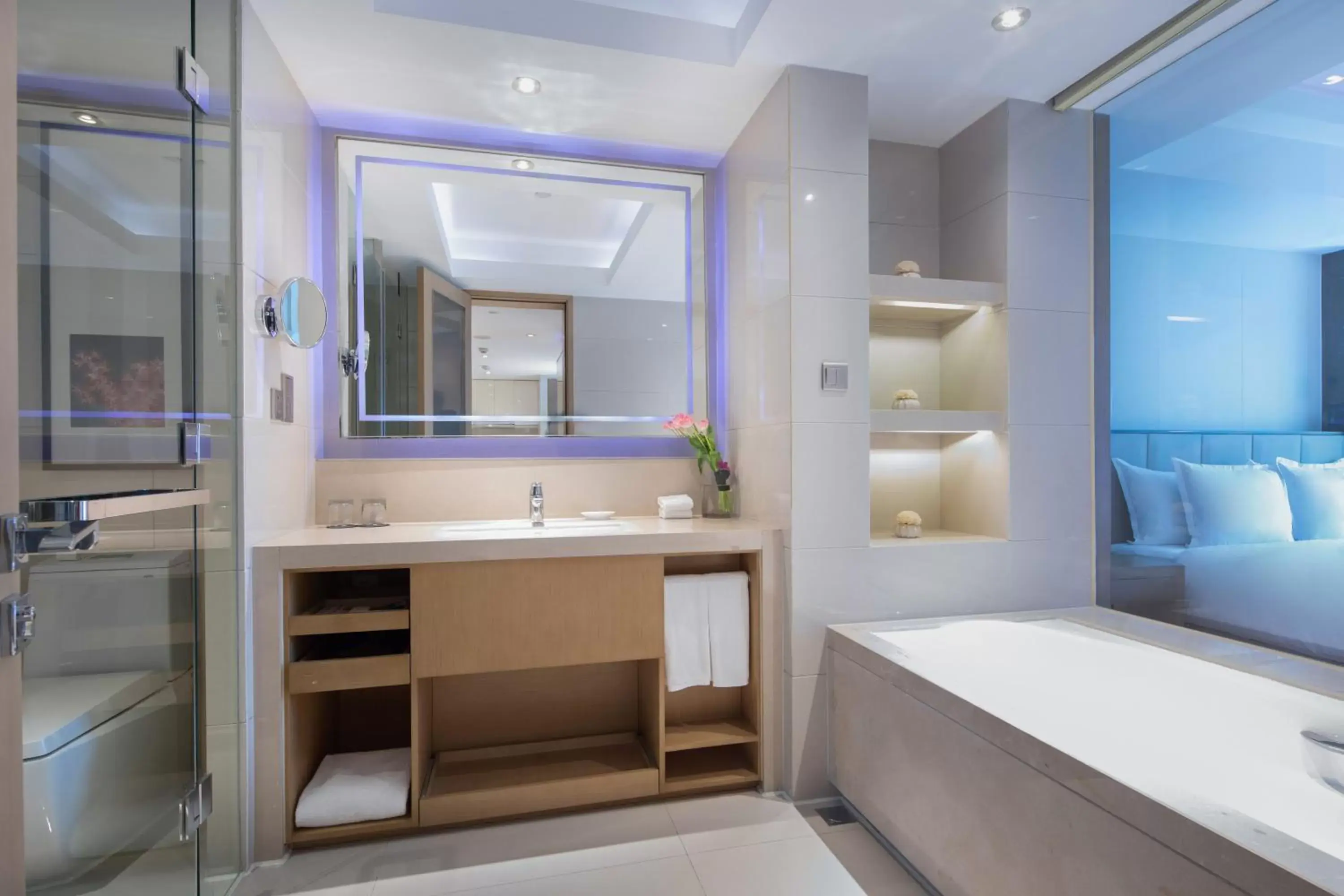 Toilet, Bathroom in Pan Pacific Serviced Suites Ningbo