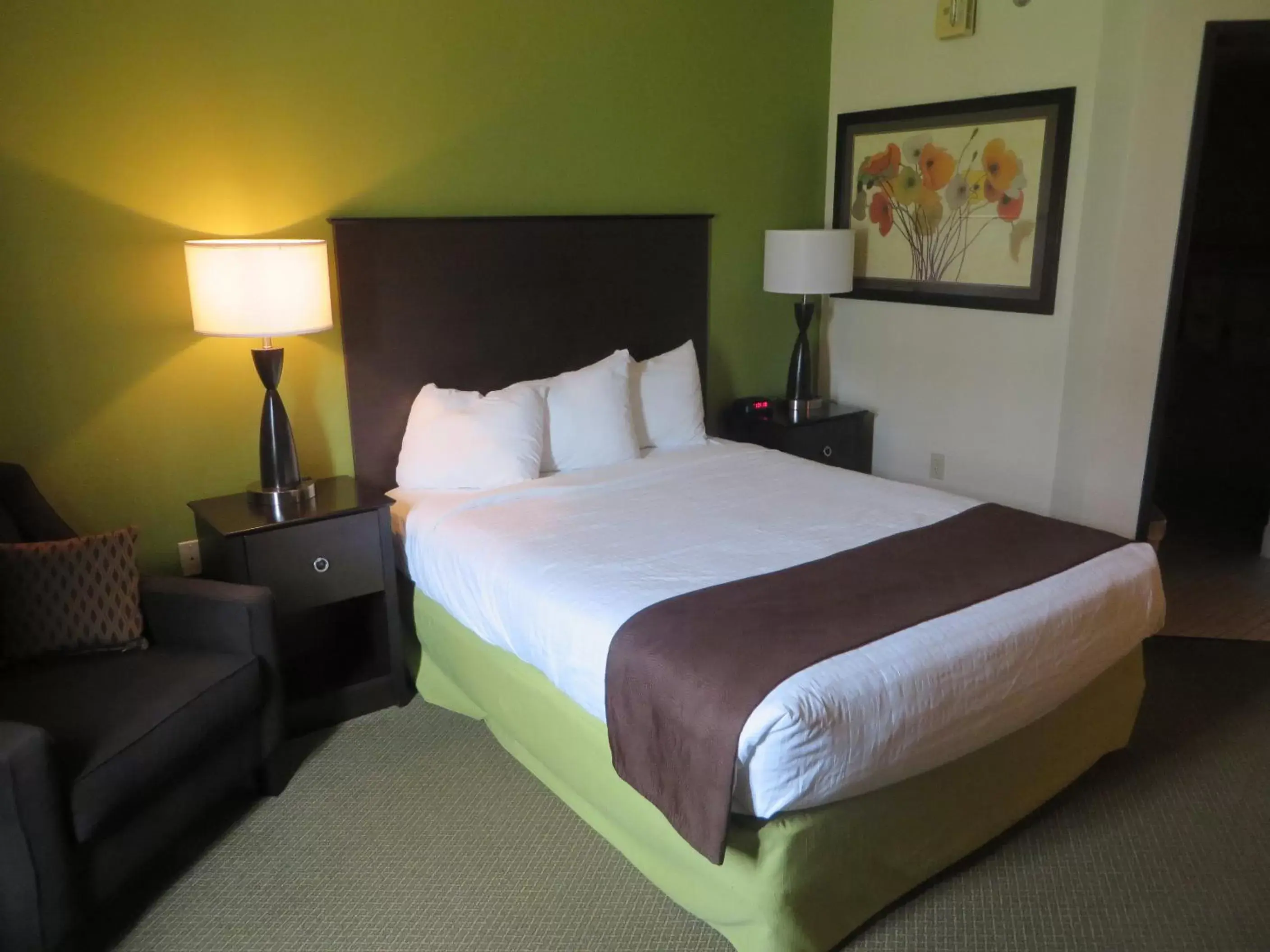 Photo of the whole room, Bed in AmericInn by Wyndham Crookston U of M Crookston