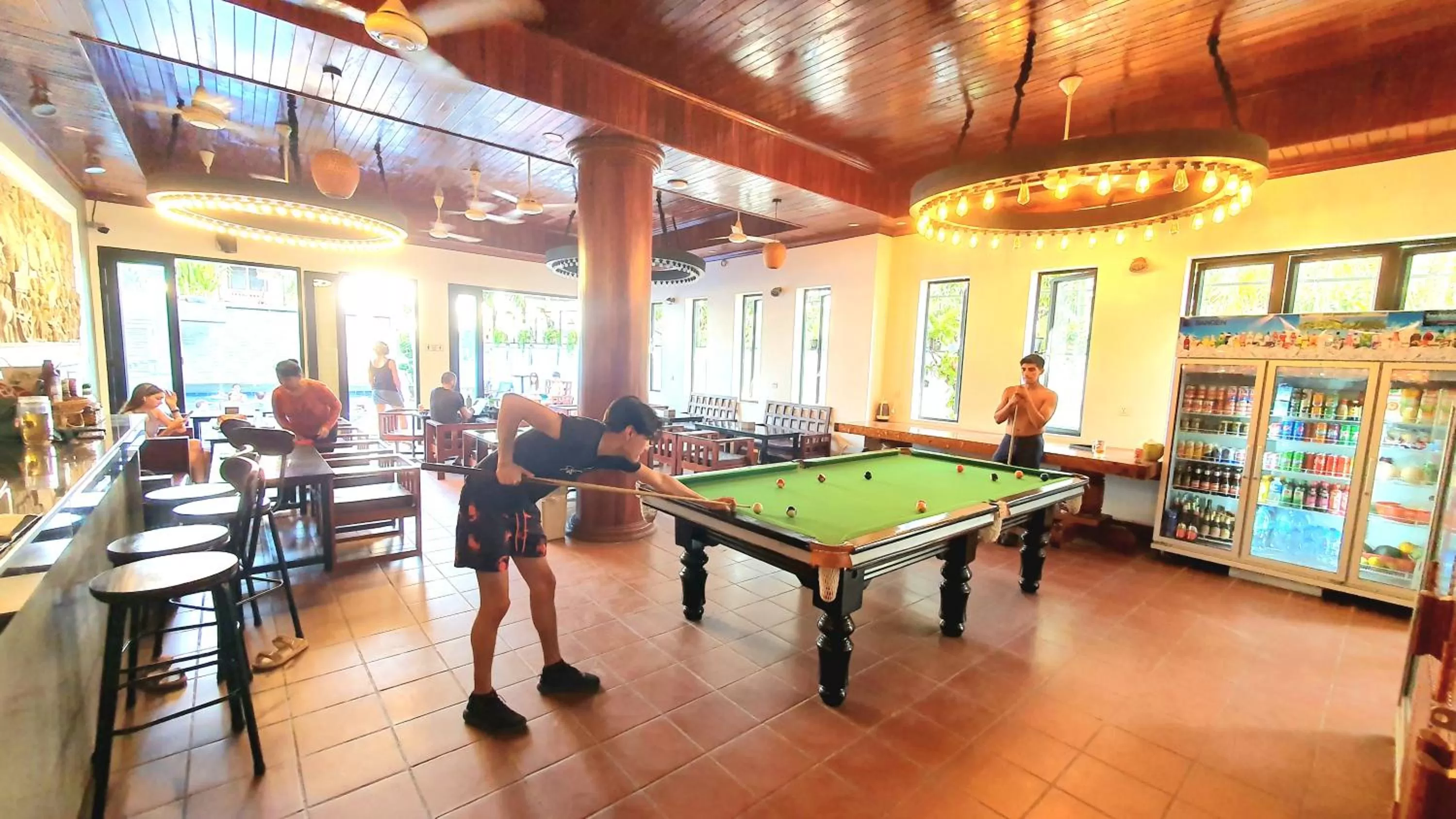 Restaurant/places to eat, Billiards in Long Night Siem Reap Hotel