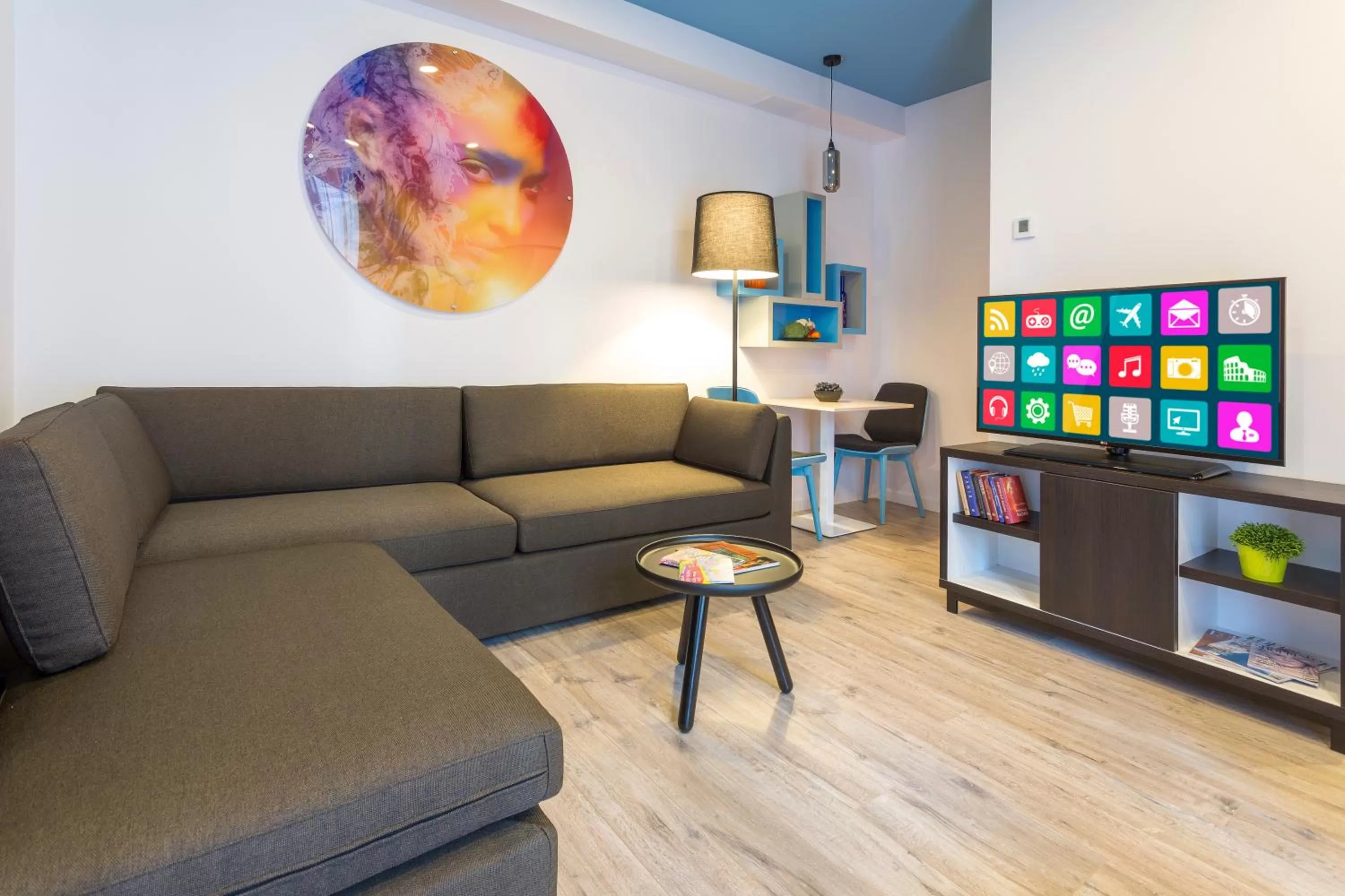 Communal lounge/ TV room in Park Inn by Radisson Residence Riga Barona
