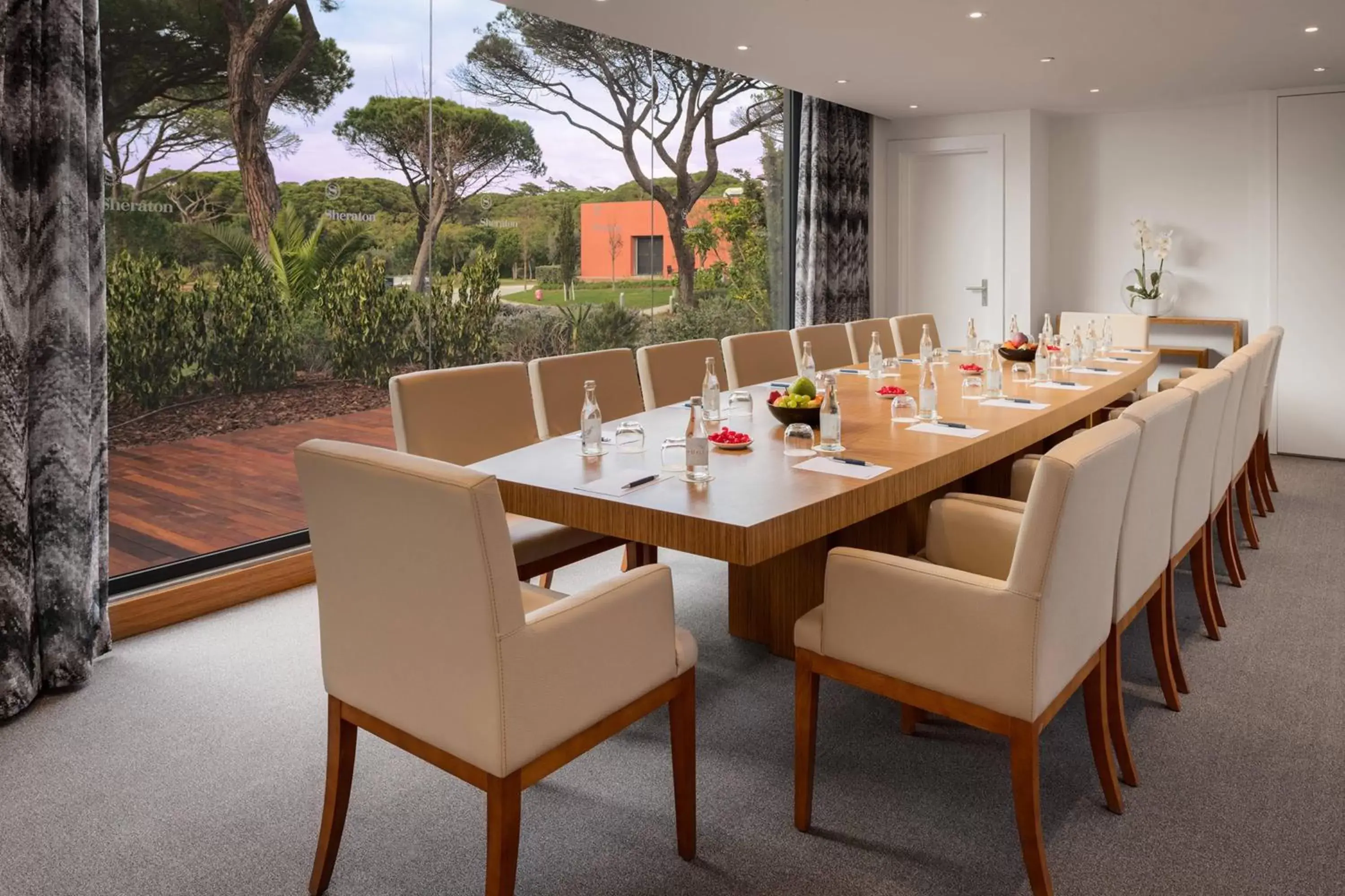 Meeting/conference room in Sheraton Cascais Resort - Hotel & Residences