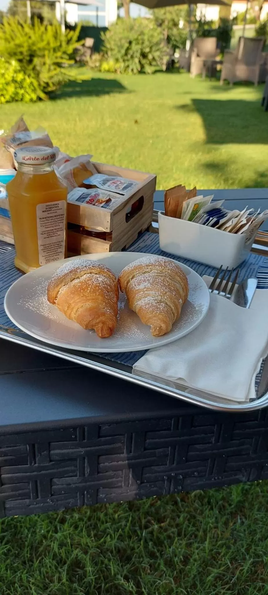 Breakfast in Hotel Calypso