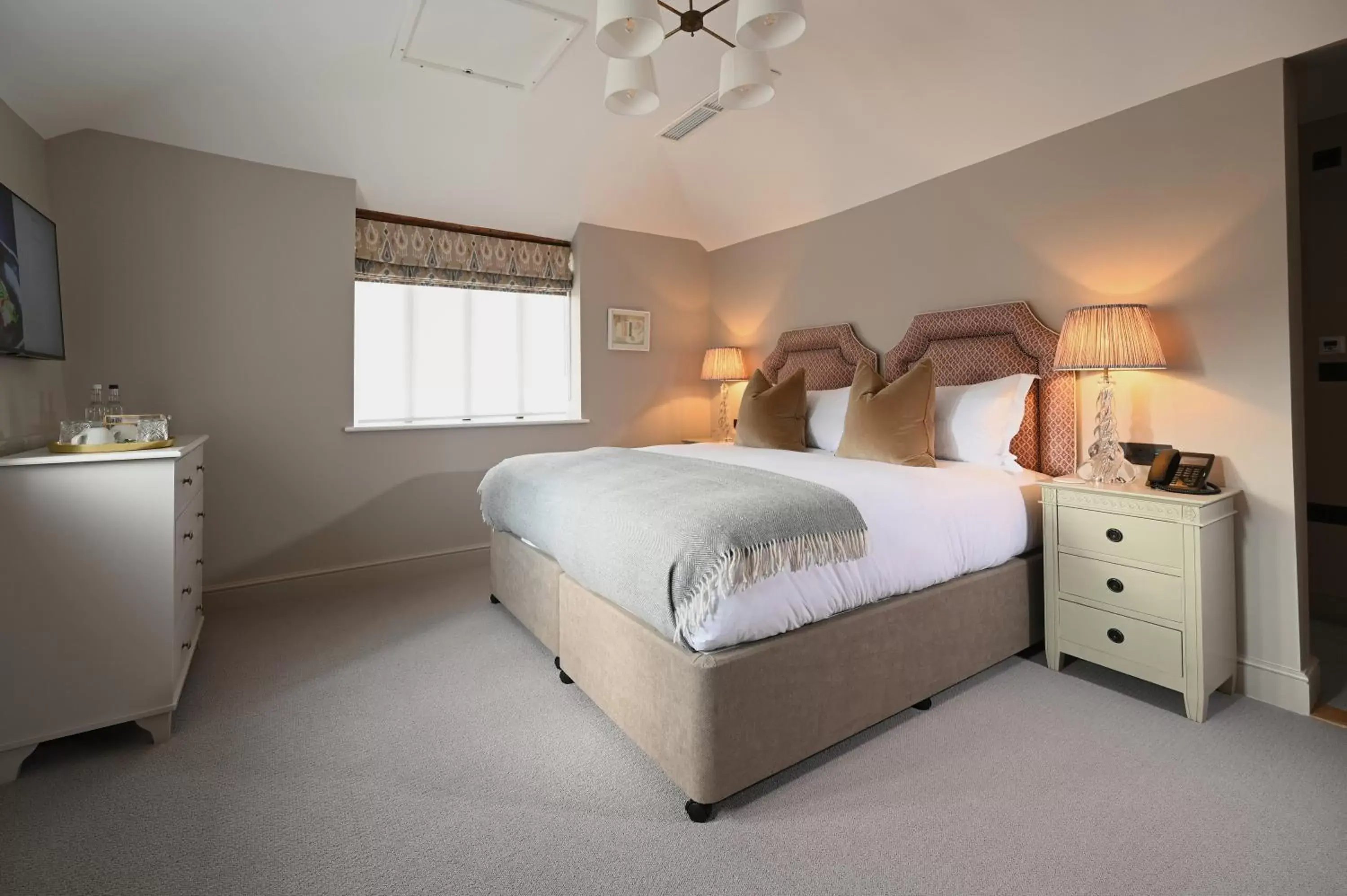 Superior Double or Twin Room in The Angel Inn, Stoke-by-Nayland Superior Double or Twin Room in The Angel Inn, Stoke-by-Nayland