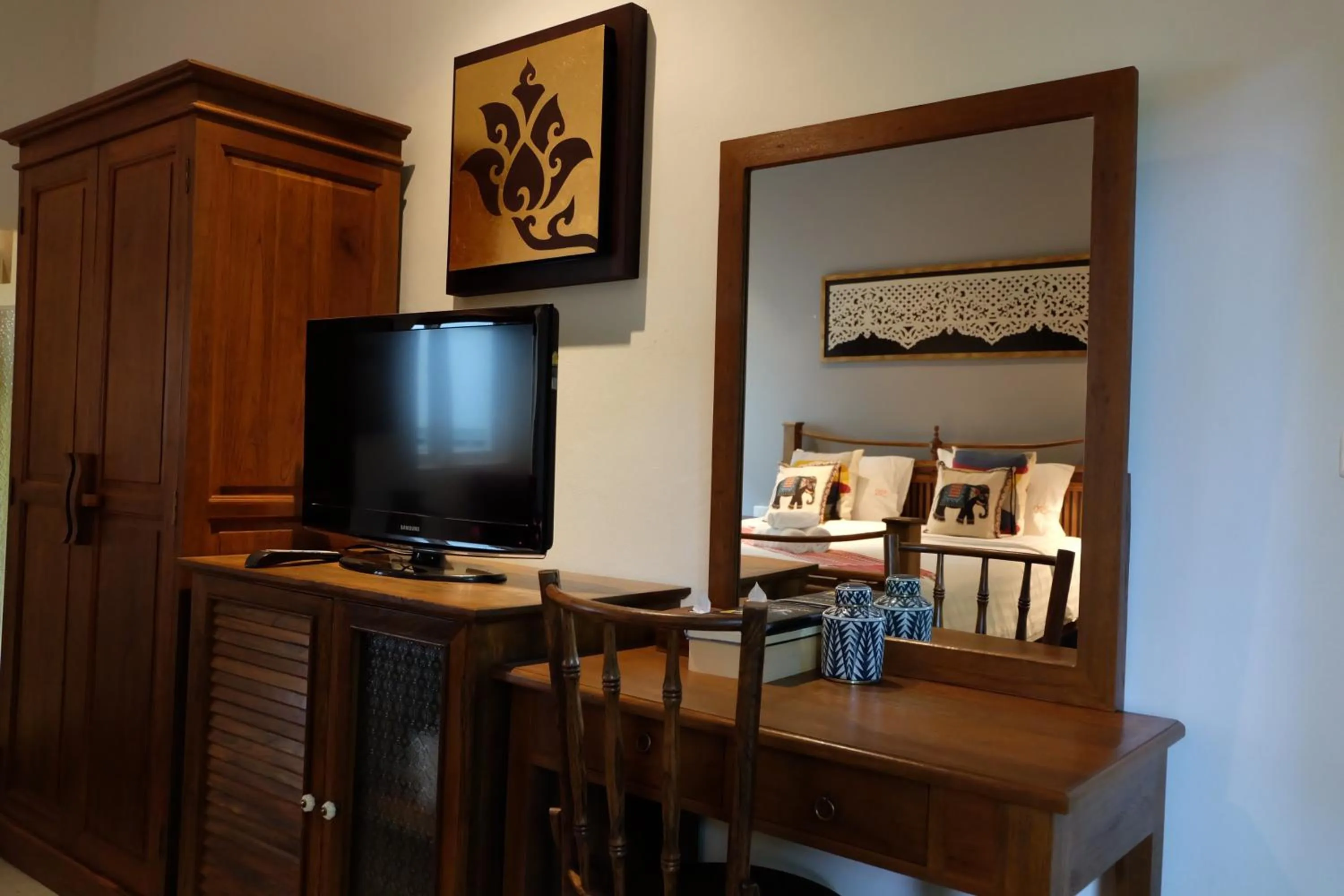 TV and multimedia in The Twenty Lodge