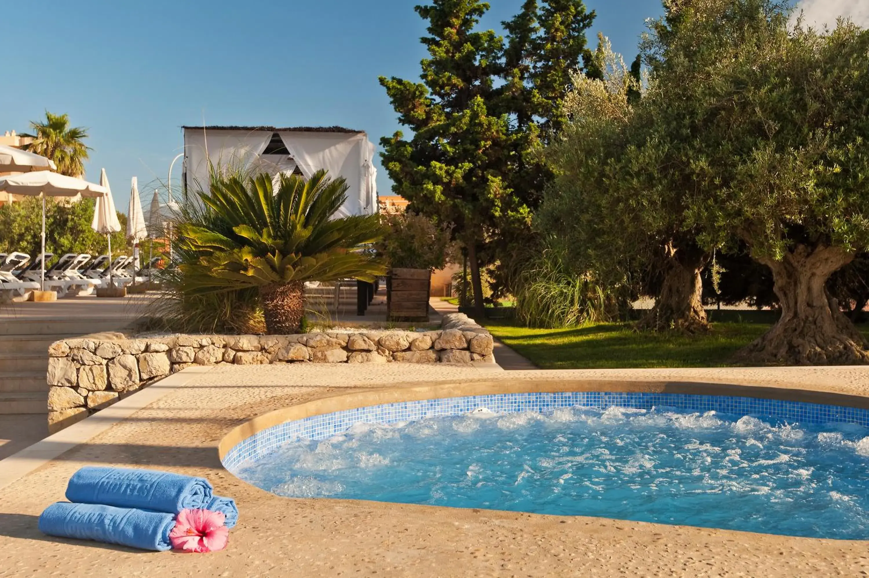 Hot Tub, Swimming Pool in Cala Millor Garden Hotel - Adults Only